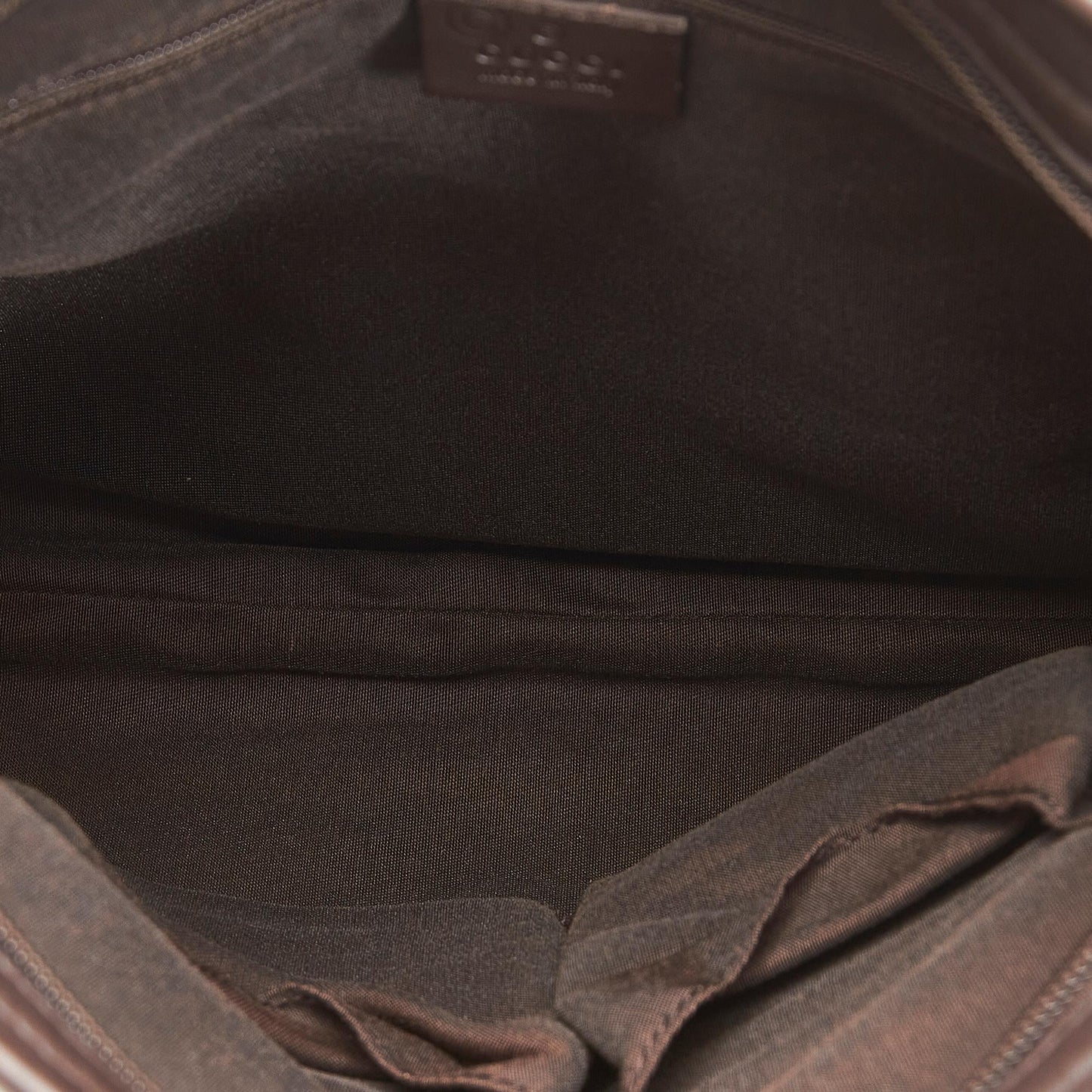 Gucci GG Supreme Crossbody Bag (SHG-huMVBD)