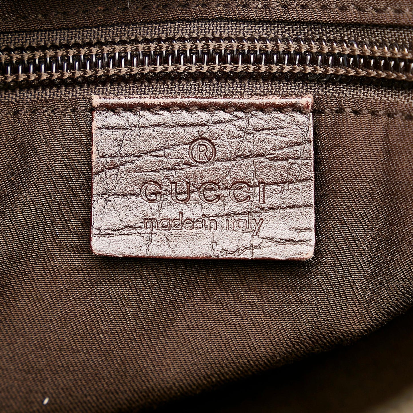 Gucci GG Supreme Crossbody (SHG-EUCFqh)