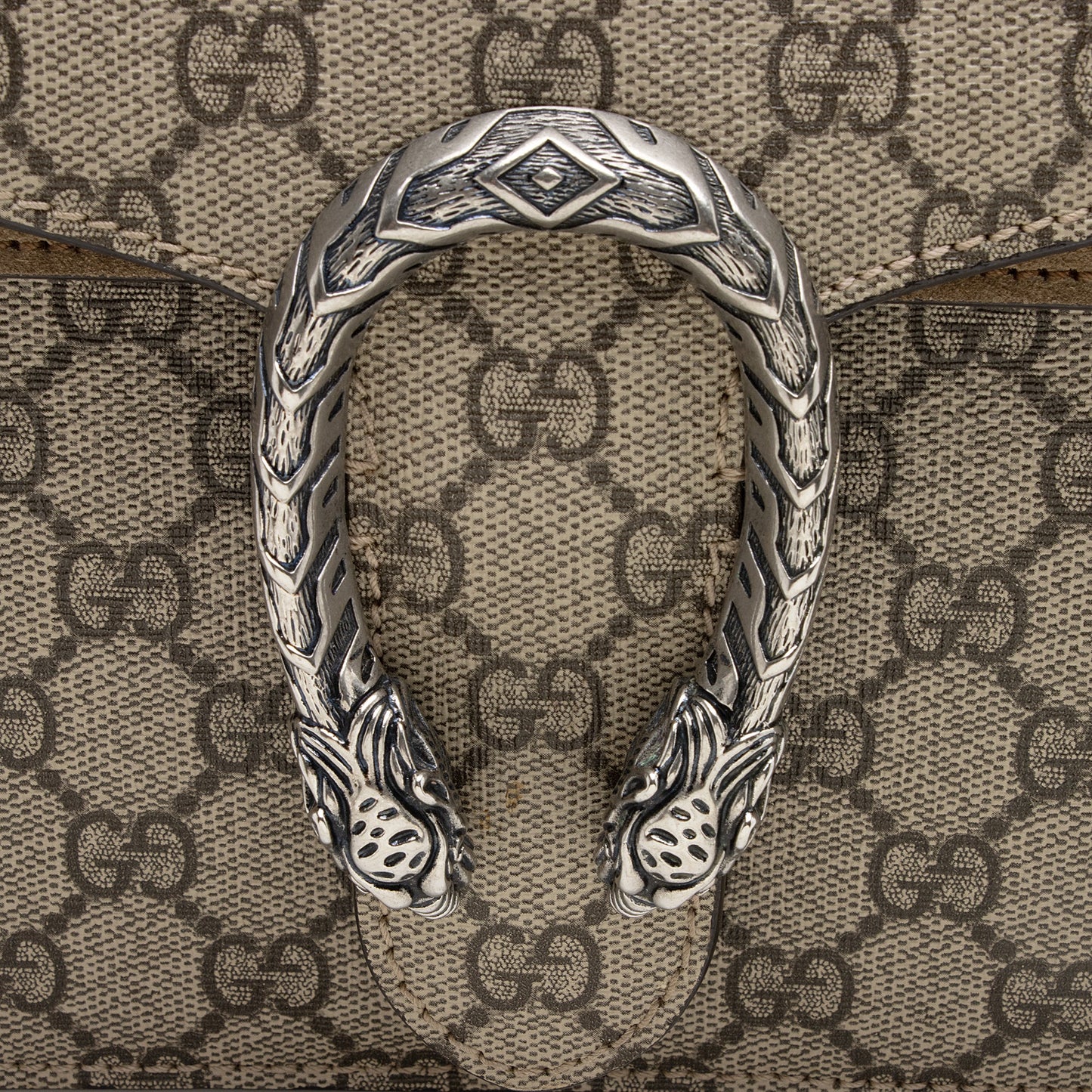 Gucci GG Supreme Dionysus Medium Shoulder Bag (SHF-22470)