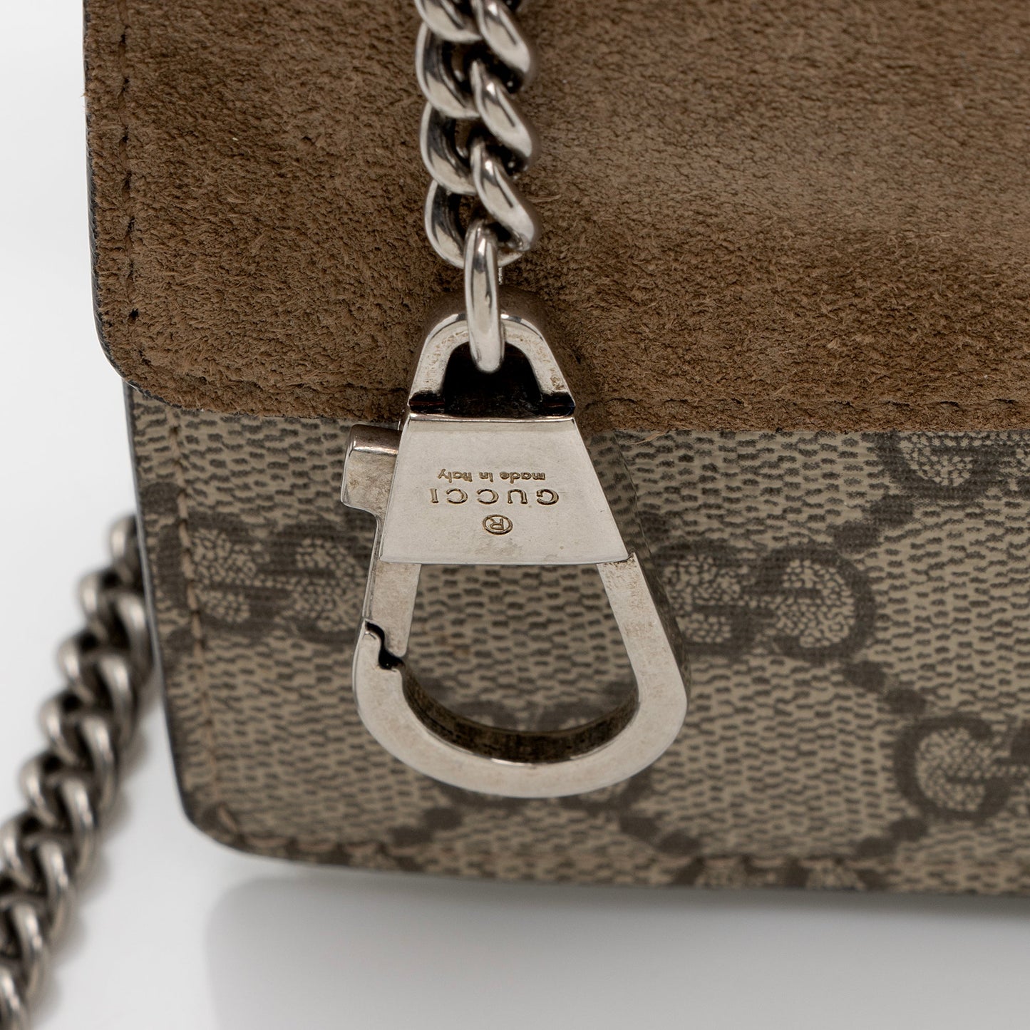 Gucci GG Supreme Dionysus Super Mini Bag (SHF-iSLHuH)