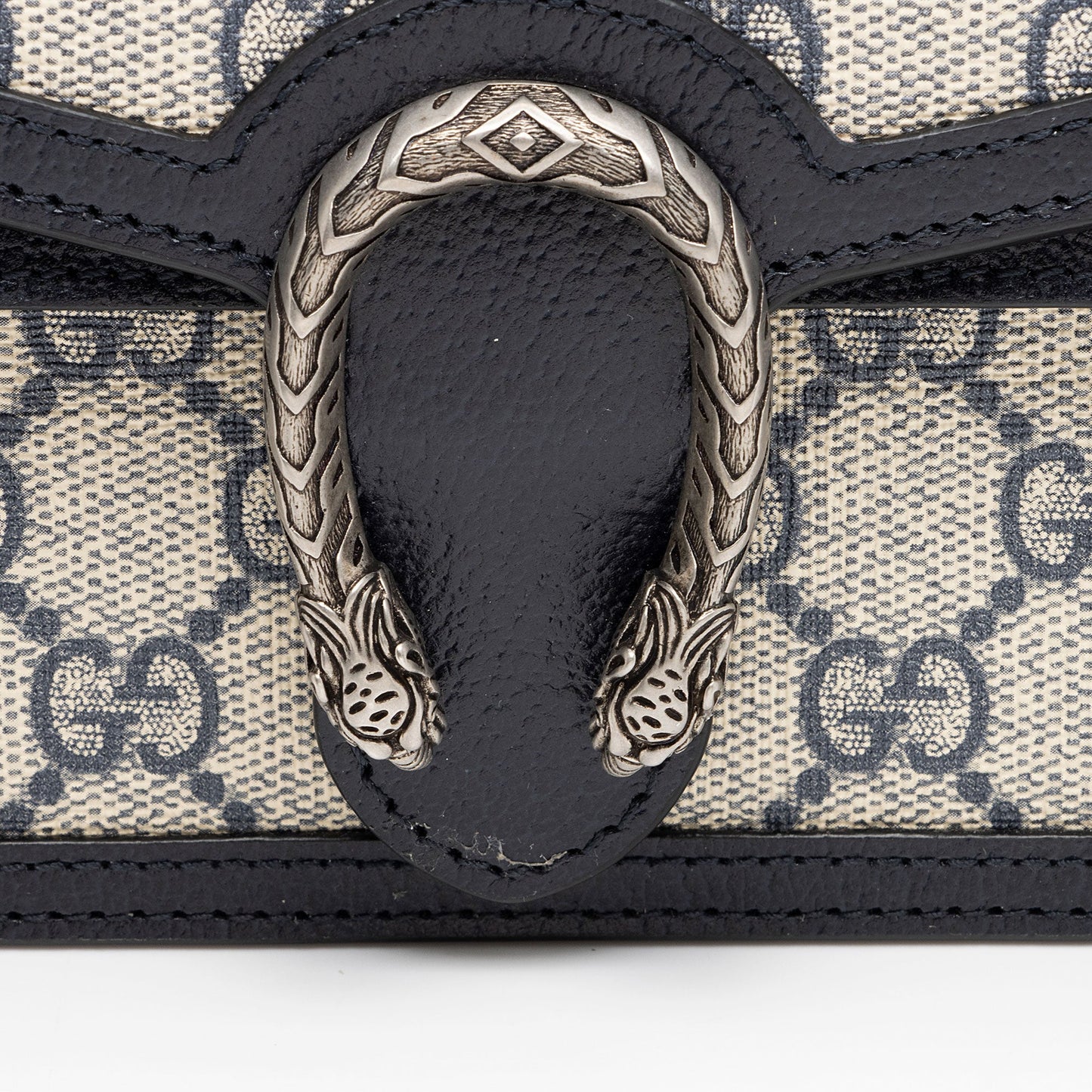 Gucci GG Supreme Dionysus Super Mini Bag (SHF-2RwGm5)