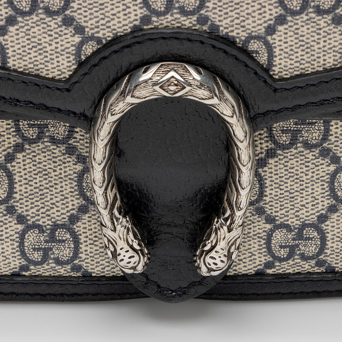 Gucci GG Supreme Dionysus Super Mini Bag