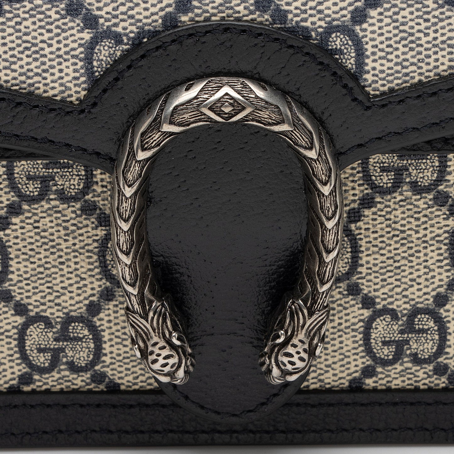 Gucci GG Supreme Dionysus Super Mini Bag (SHF-c0B6hR)
