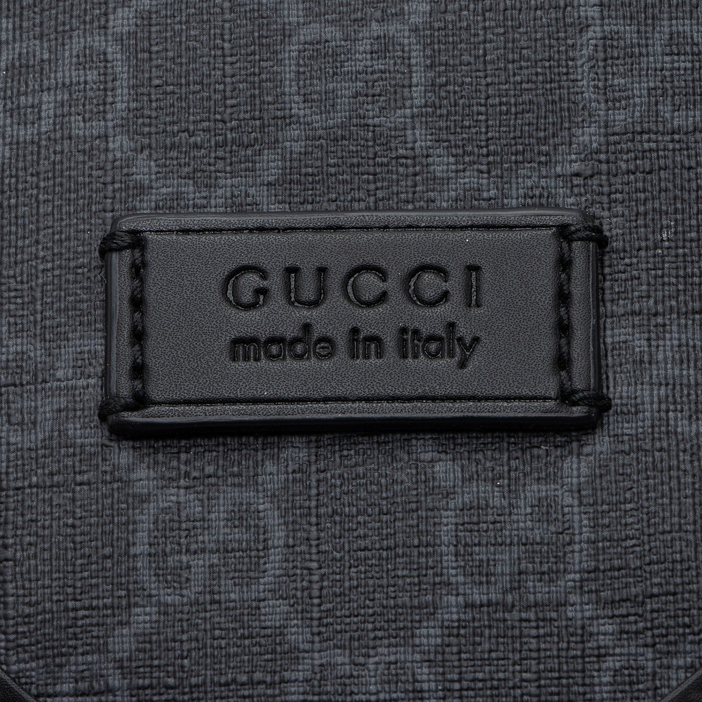Gucci GG Supreme Envelope Medium Messenger Bag (SHF-wZrT5w)