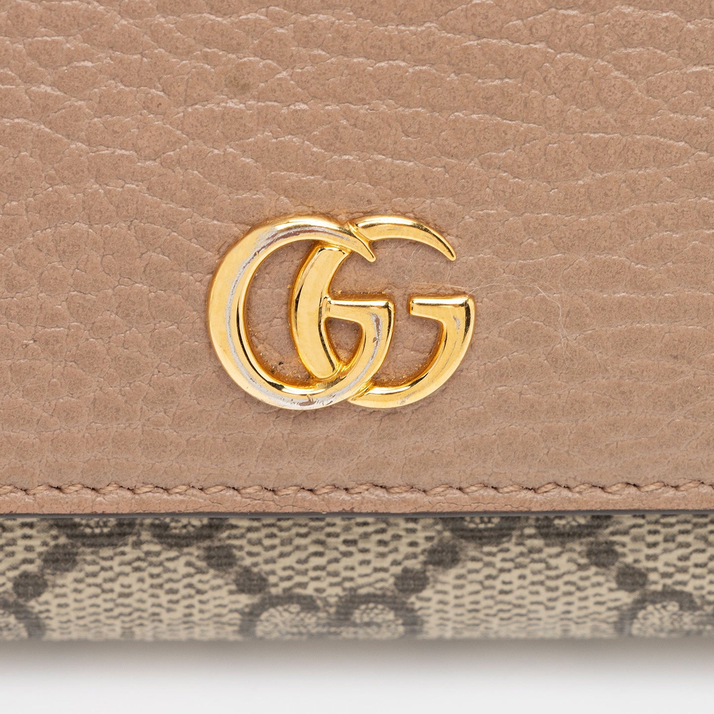 Gucci GG Supreme GG Marmont Compact Wallet (SHF-0GWgKX)