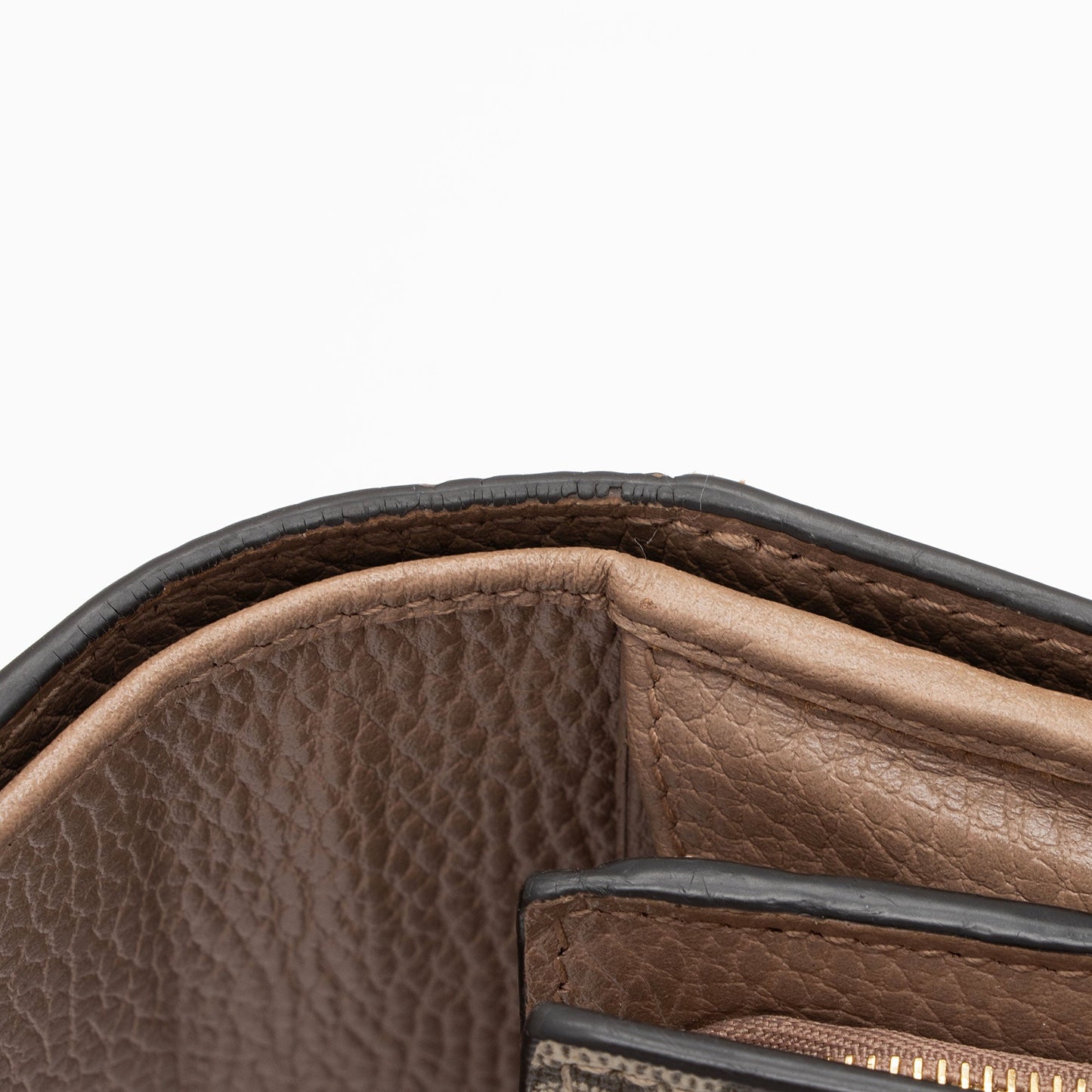 Gucci GG Supreme GG Marmont Compact Wallet (SHF-0GWgKX)