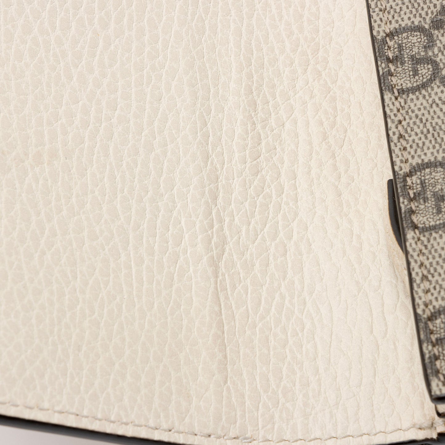 Gucci GG Supreme GG Marmont Compact Wallet (SHF-f4pbRS)
