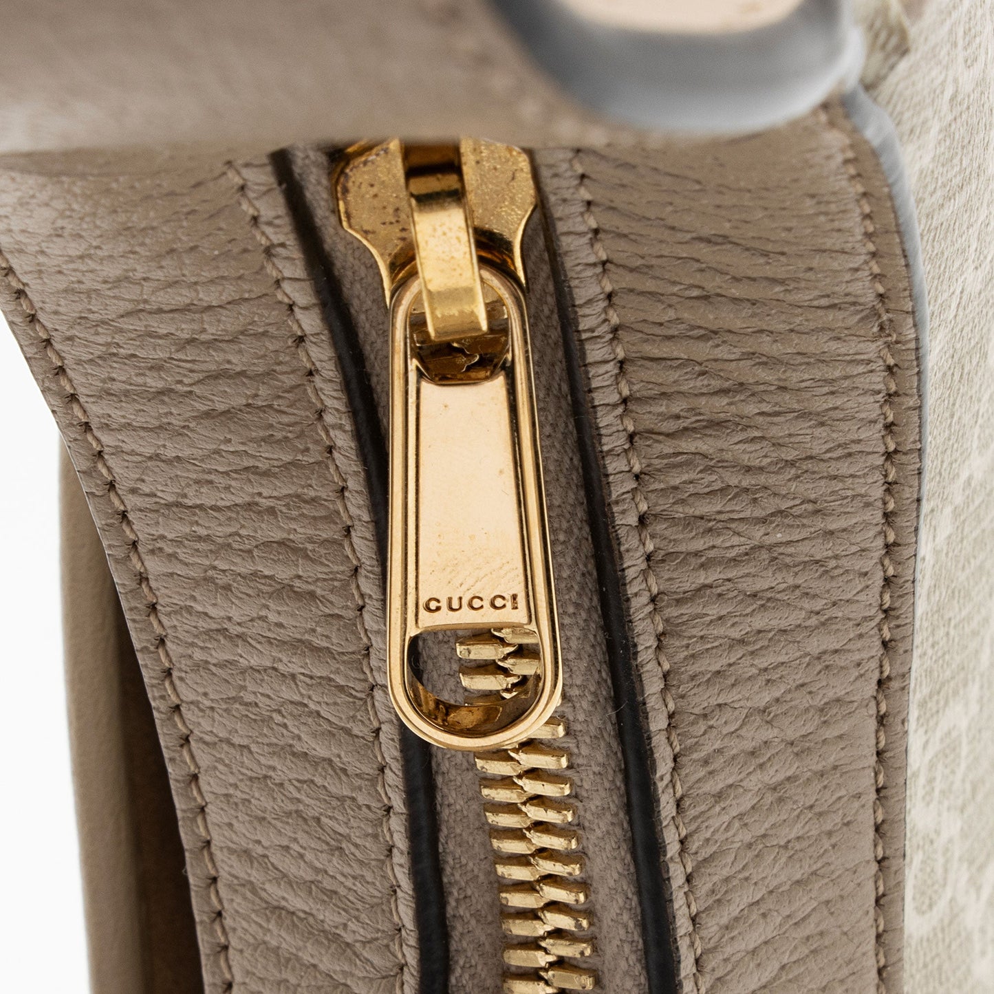 Gucci GG Supreme Half Moon Mini Bag (SHF-GZ3MI8)
