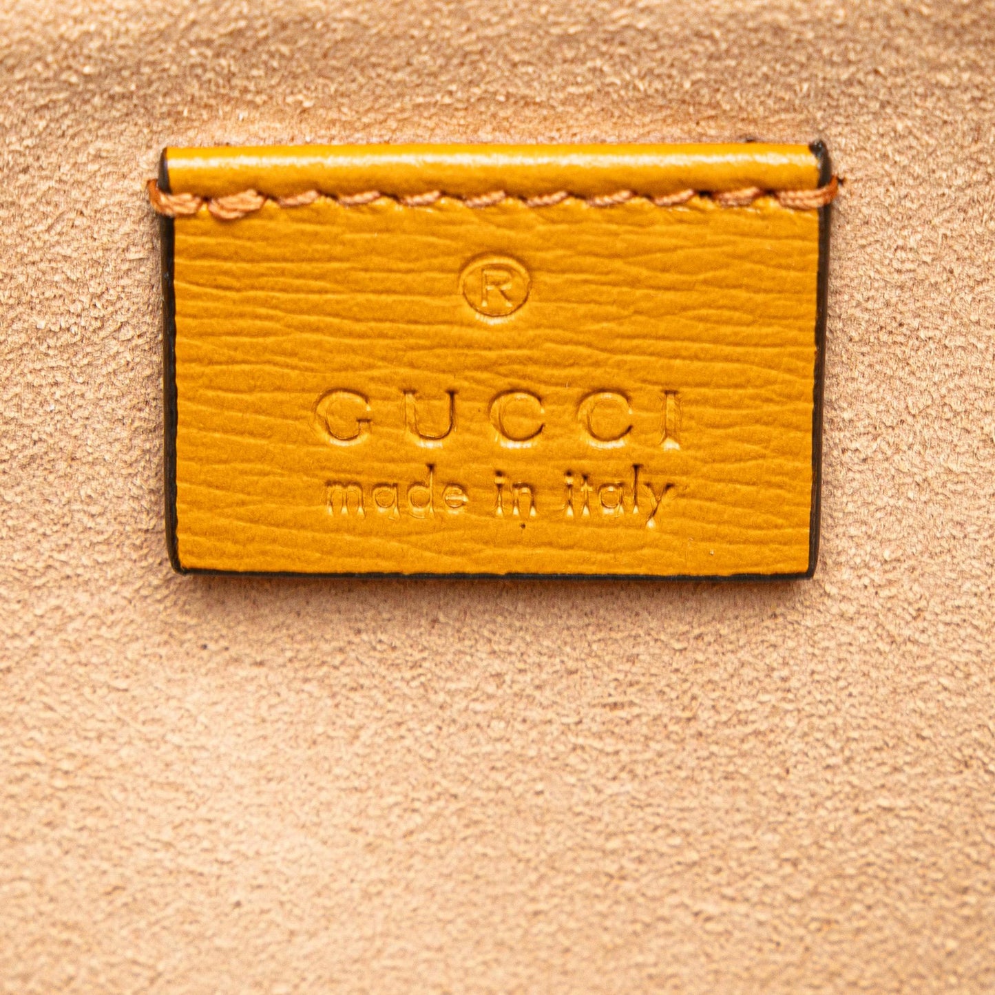 Gucci GG Supreme Interlocking G Clutch (SHG-d5SKs0)