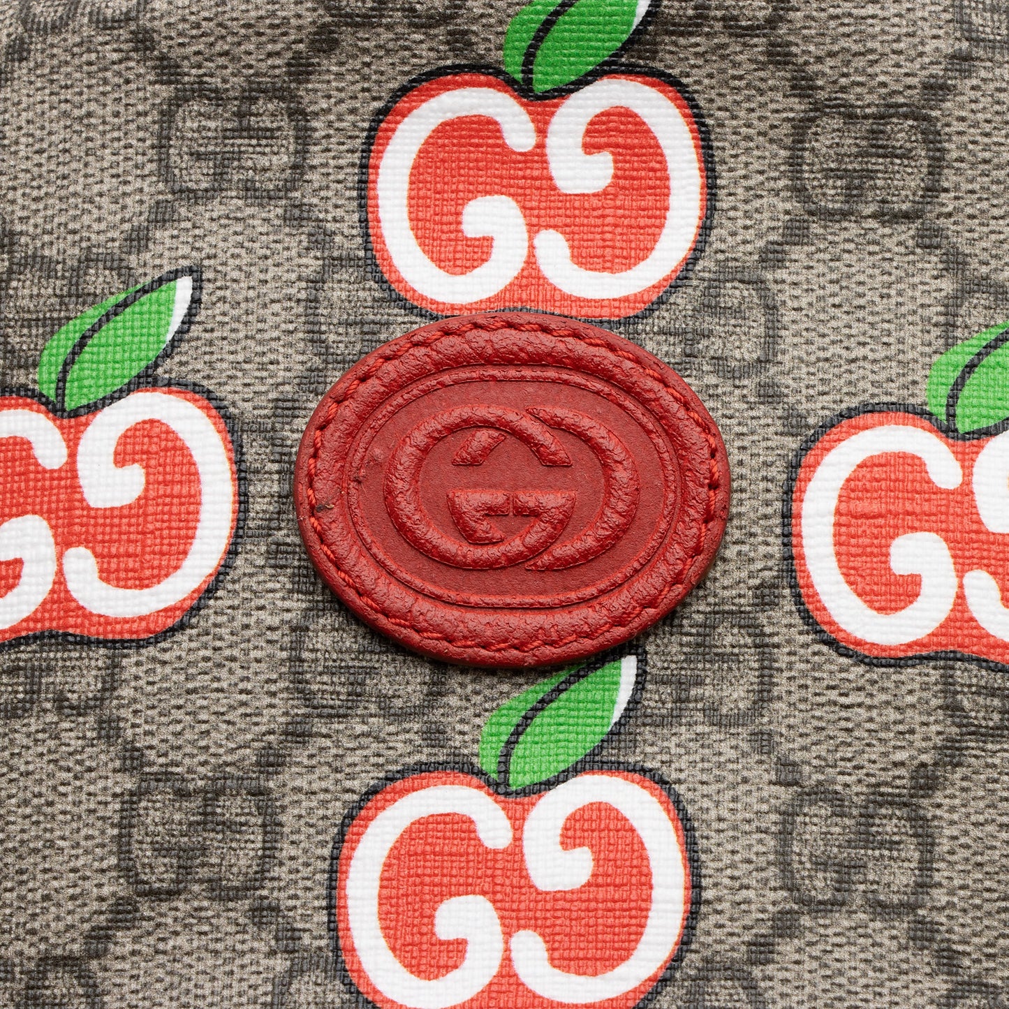Gucci GG Supreme Apple Bucket Hat - Size L (SHF-23706)
