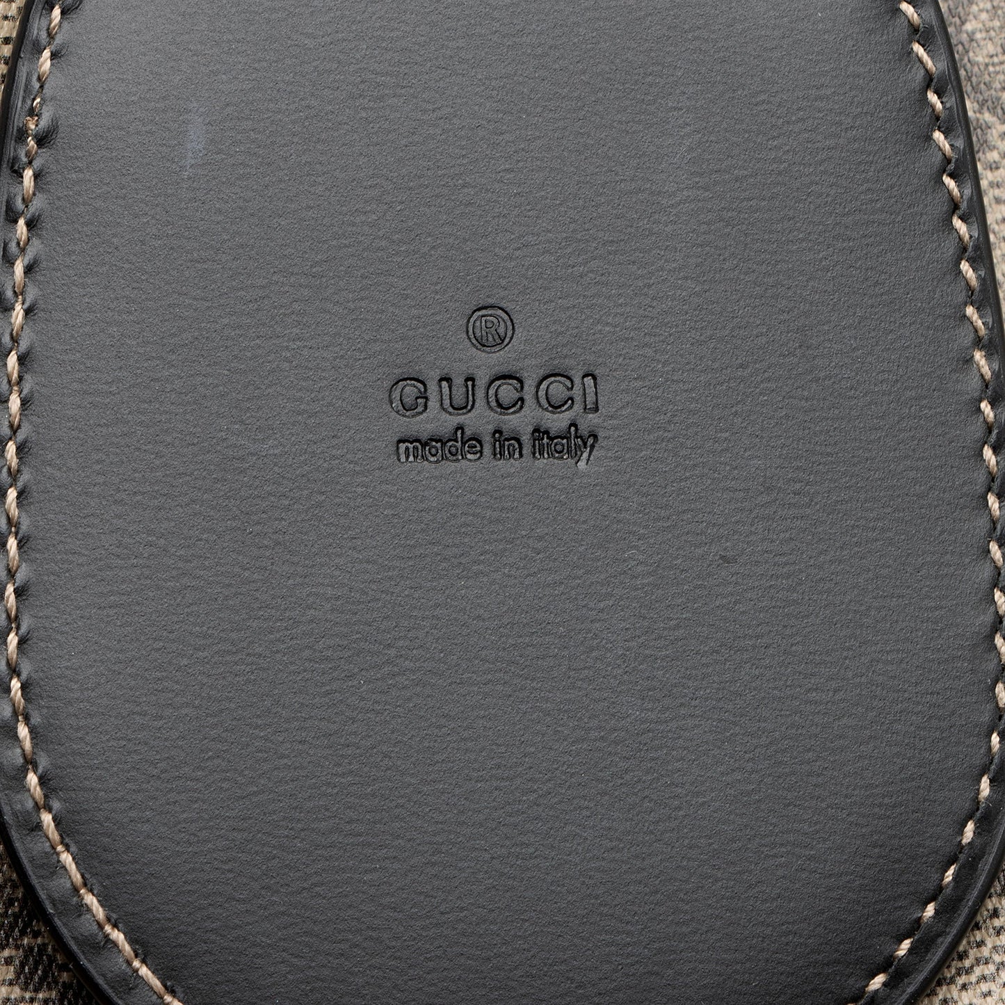 Gucci GG Supreme Medium Reversible Tote (SHF-qx6Yn5)