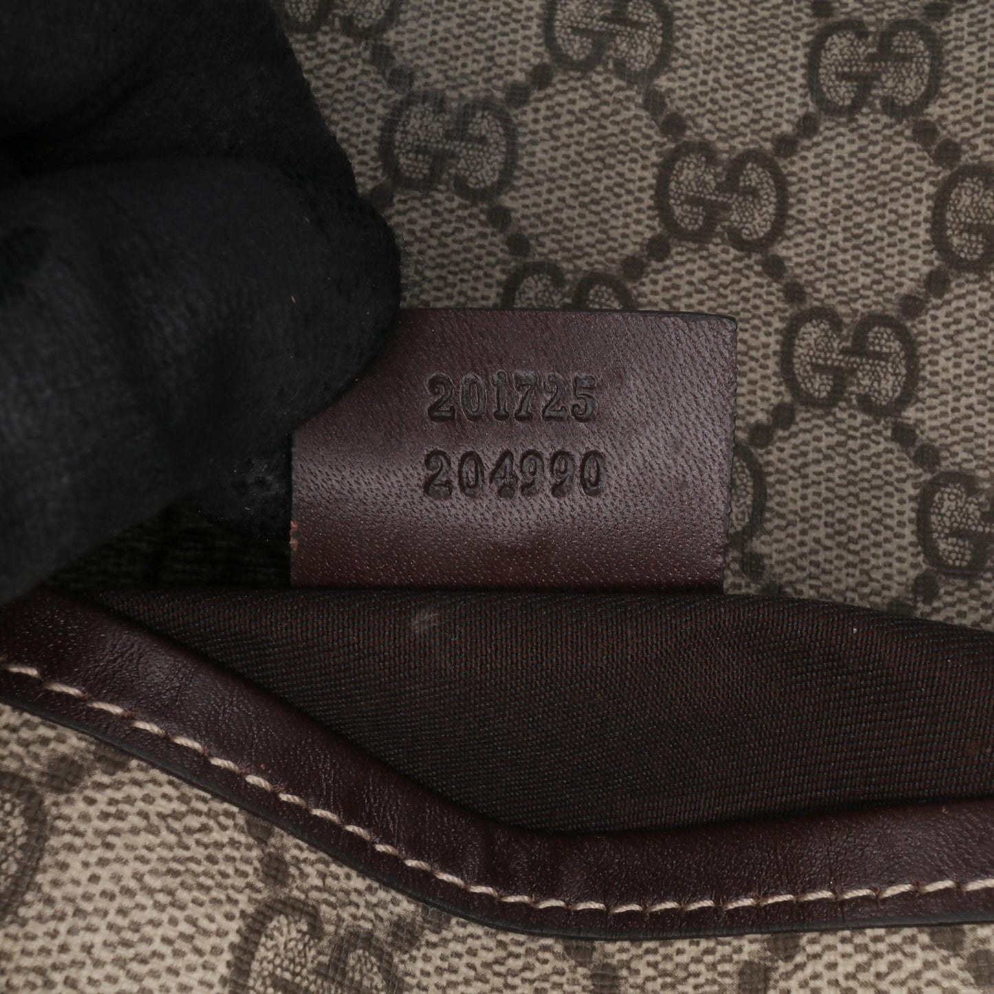 Gucci GG Supreme Messenger Bag