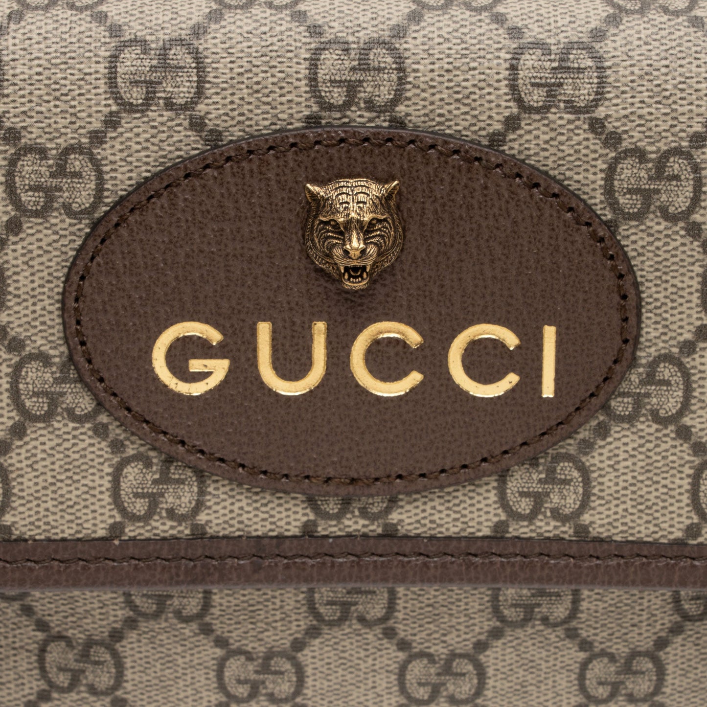 Gucci GG Supreme Neo Vintage Small Messenger Bag (SHF-DBNvzl)