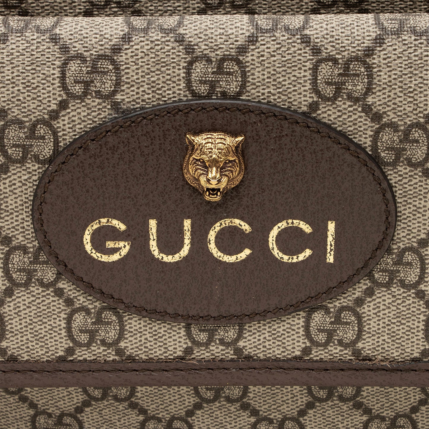 Gucci GG Supreme Neo Vintage Small Messenger (SHF-OhNyui)