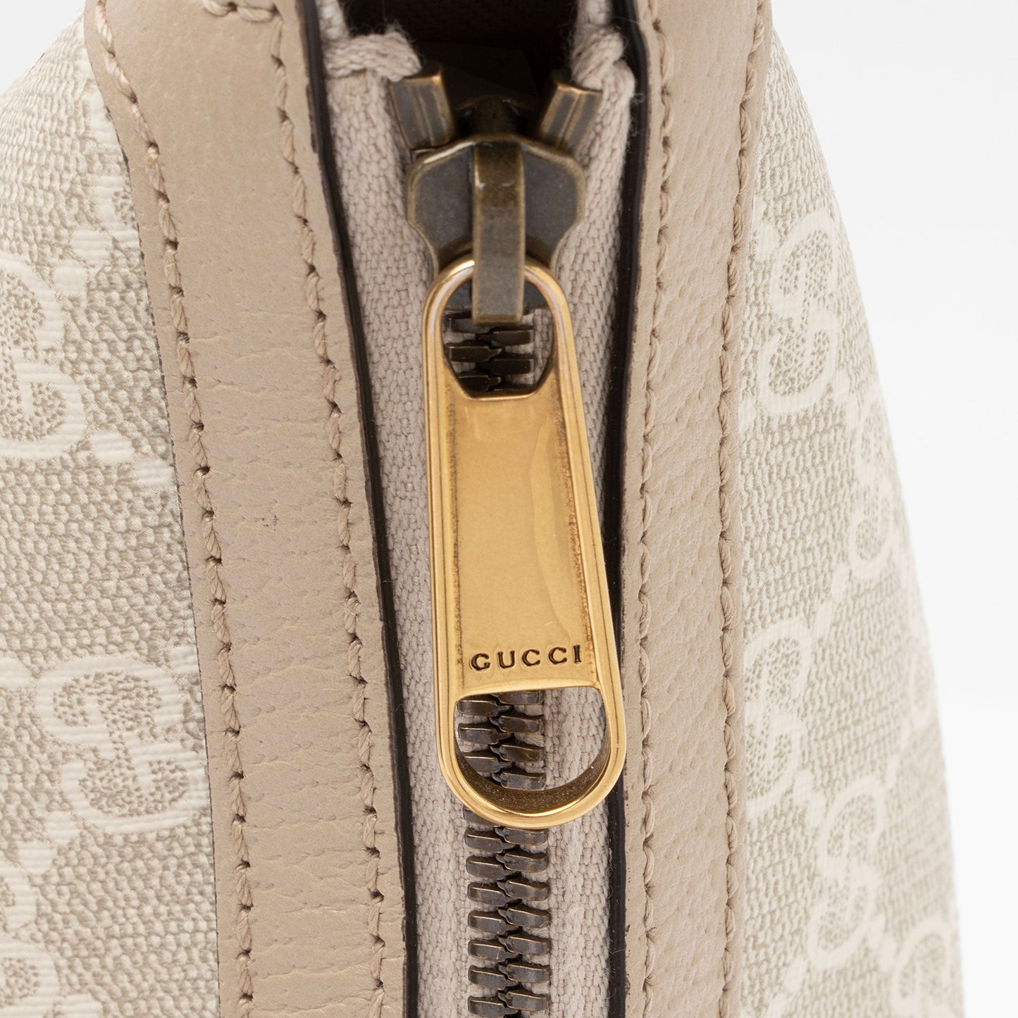 Gucci GG Supreme Ophidia Small Shoulder Bag (SHF-9xC4TK)