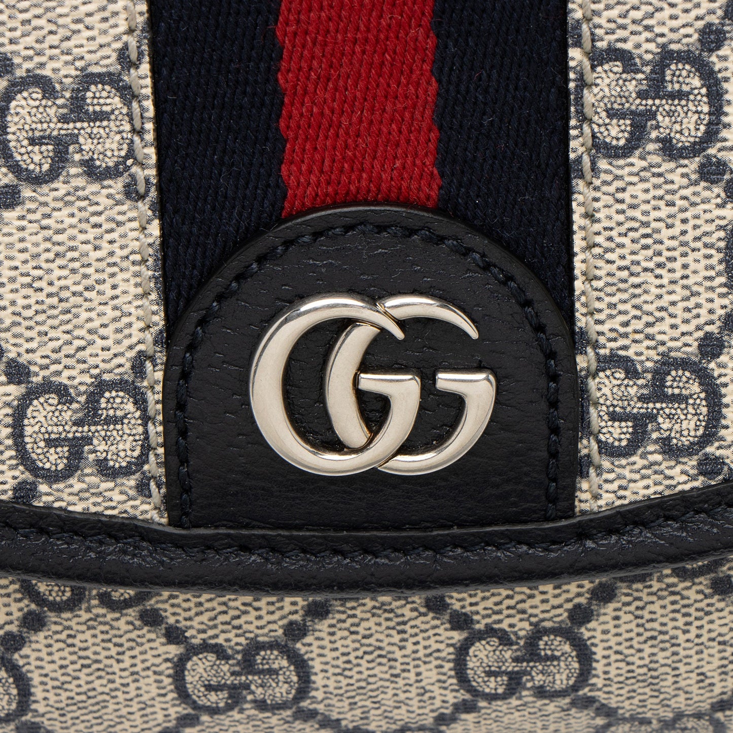 Gucci GG Supreme Ophidia Studded Web Flap Small Messenger (SHF-ken4qy)