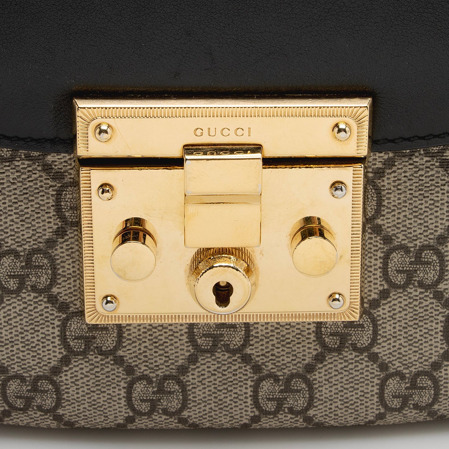 Gucci GG Supreme Padlock Saddle Medium Shoulder Bag (SHF-22972)