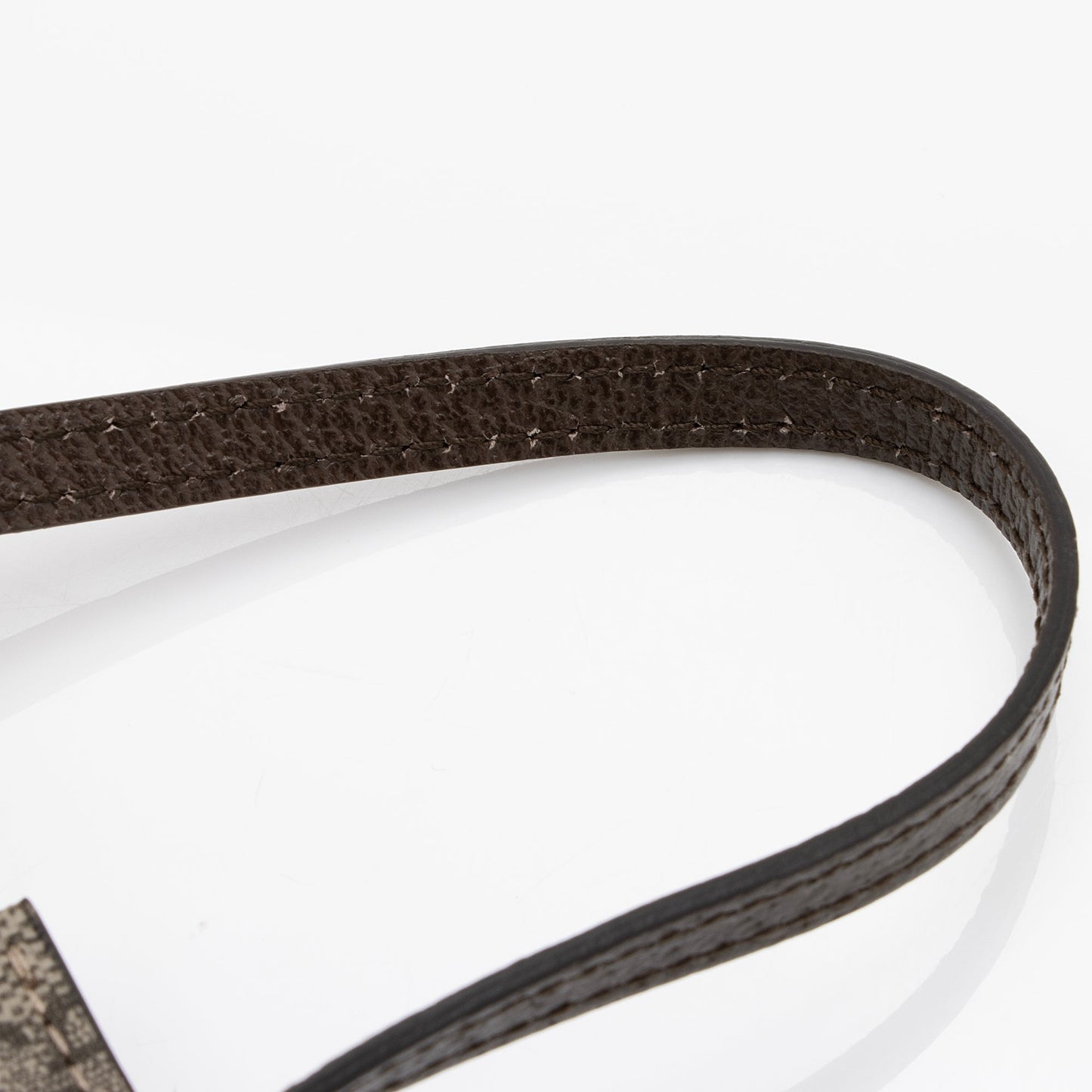 Gucci GG Supreme Pochette (SHF-dYhXFI)