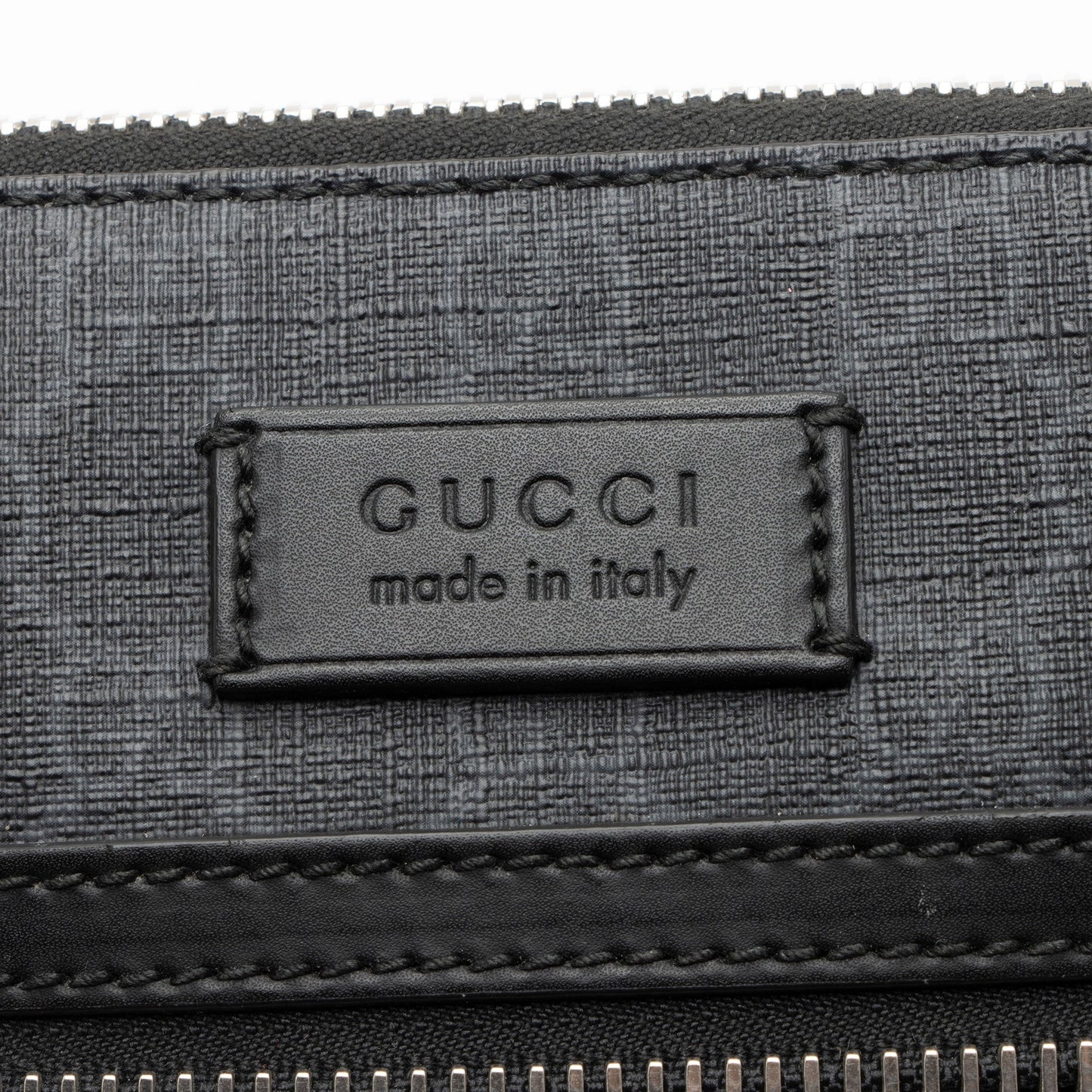 Gucci GG Supreme Small Messenger