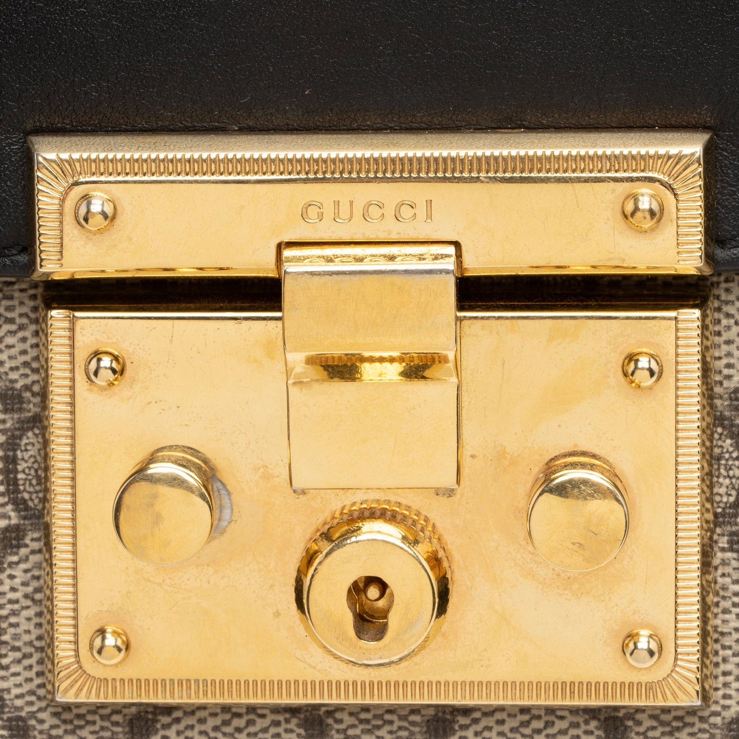 Gucci GG Supreme Small Padlock Shoulder Bag (SHF-wWXgdi)