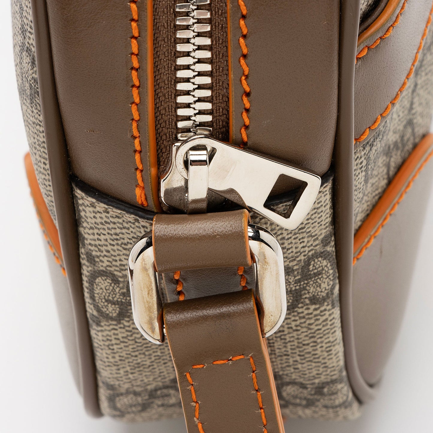 Gucci GG Supreme Small Shoulder Bag (SHF-sH5tRt)