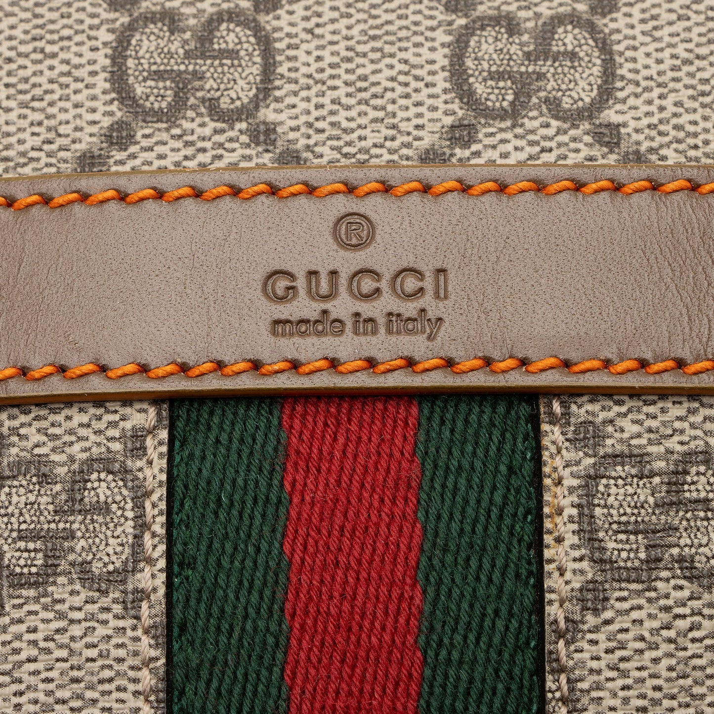 Gucci GG Supreme Small Shoulder Bag (SHF-sH5tRt)