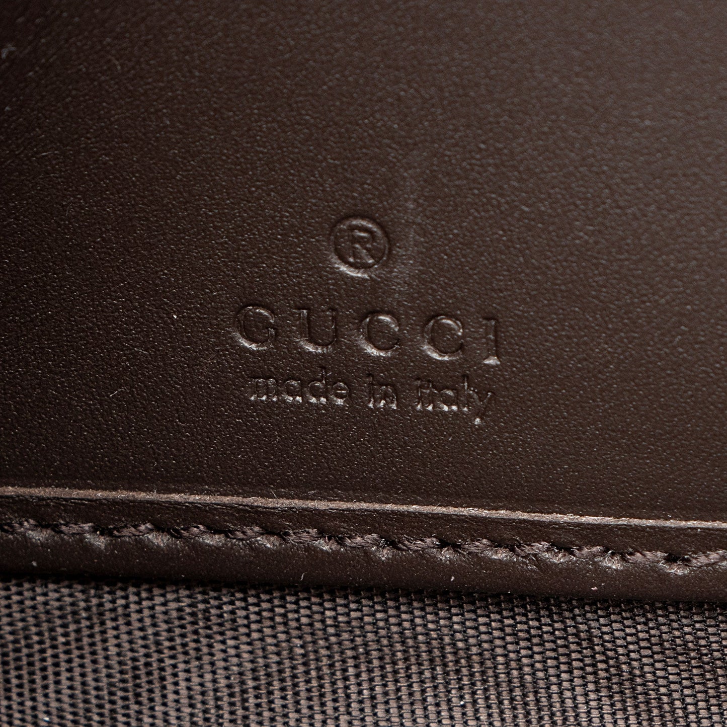 Gucci GG Supreme Web Bee Zip Around Wallet (SHF-ViBJEb)