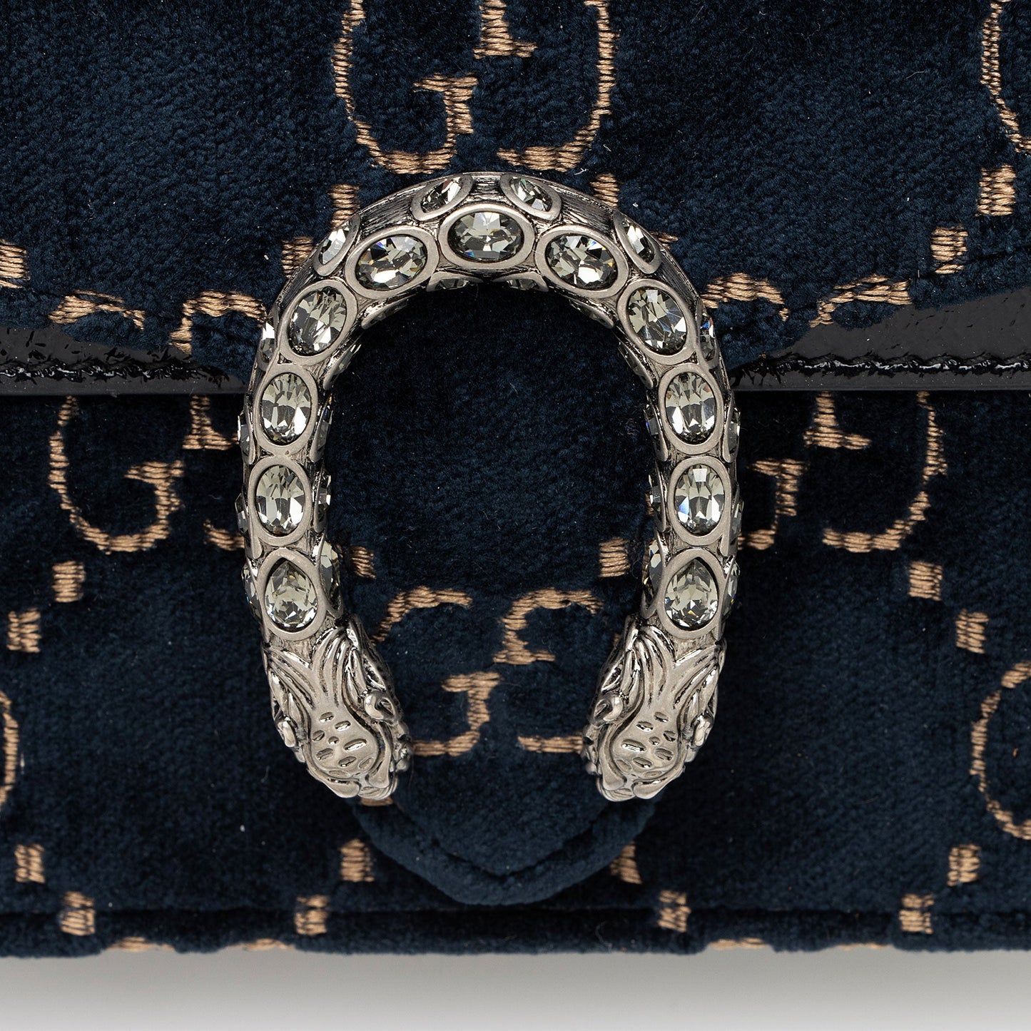 Gucci GG Velvet Dionysus Super Mini Bag