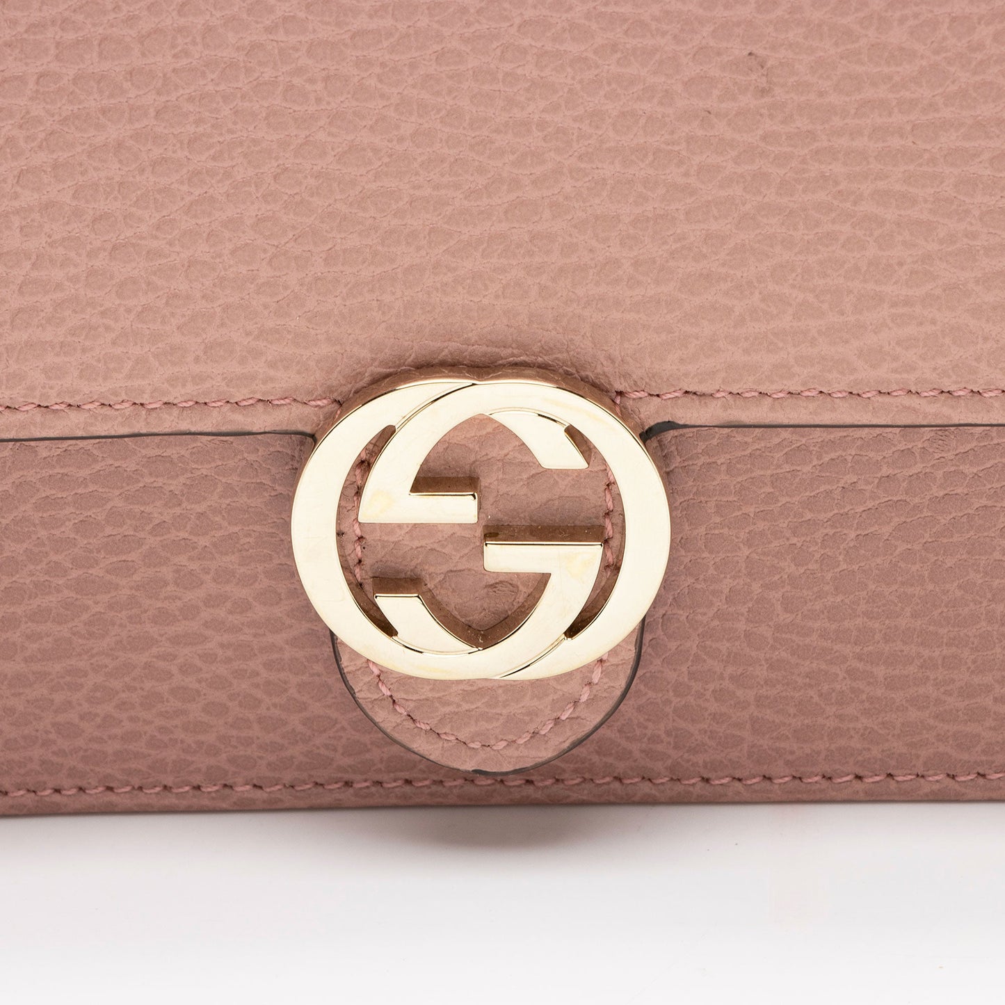 Gucci Grained Calfskin Interlocking G Chain Wallet