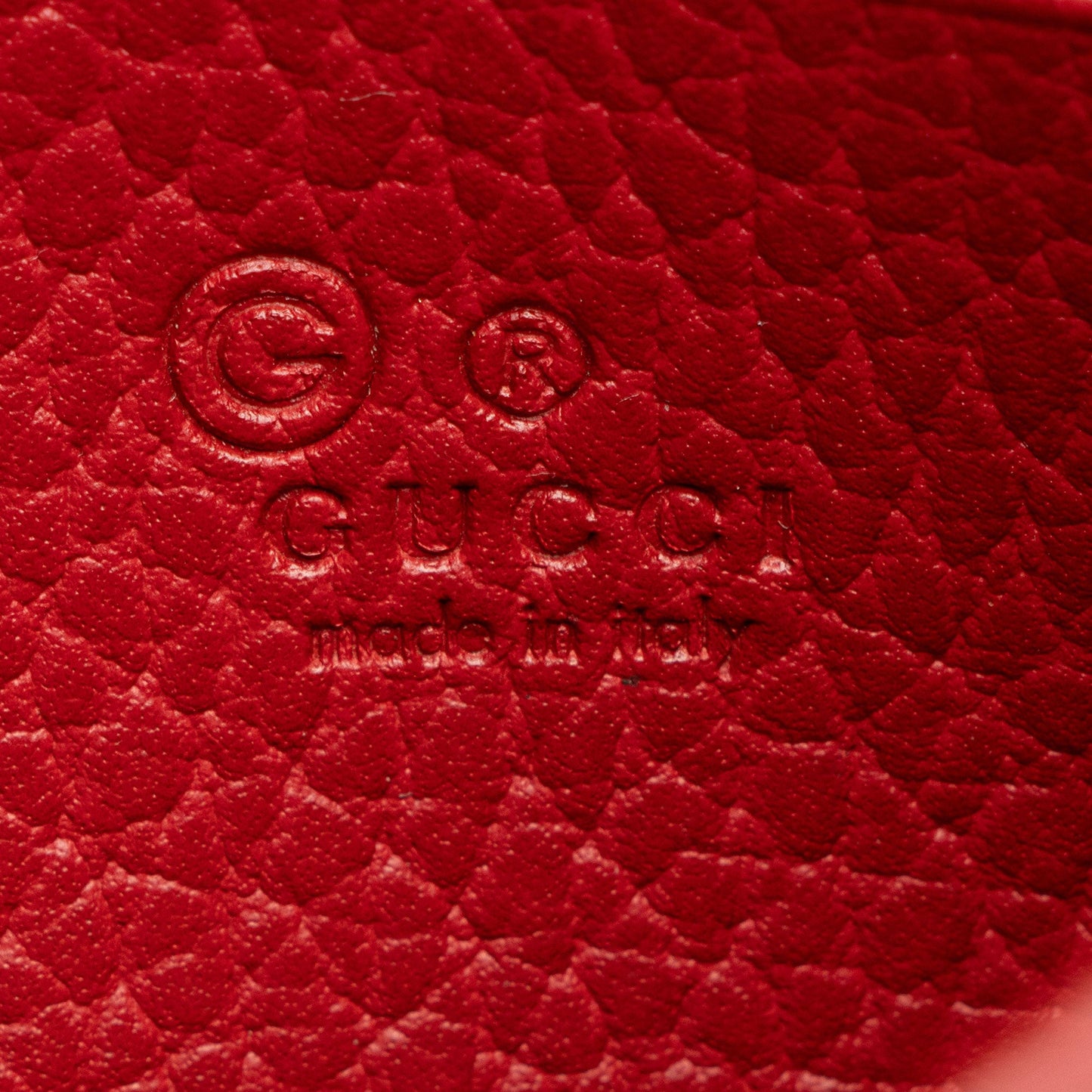 Gucci Grained Calfskin Interlocking G Chain Wallet