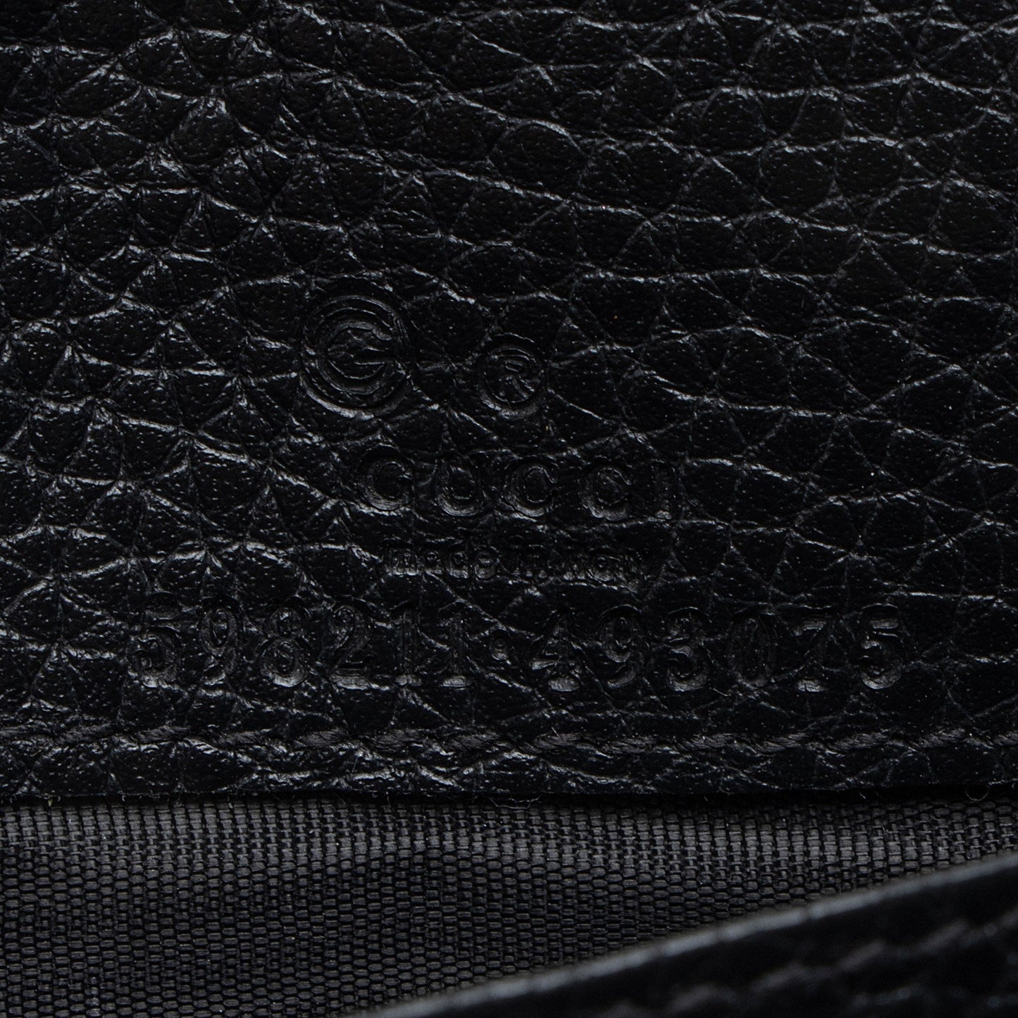 Gucci Grained Leather Soho Wallet on Chain