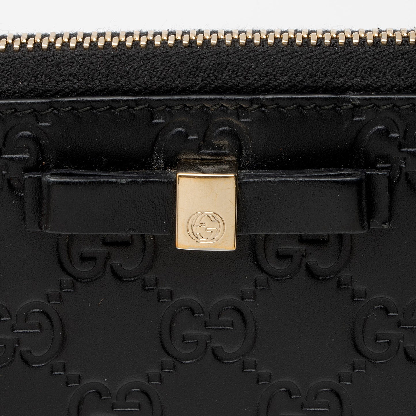 Gucci Guccissima Leather Bow Zip Around Wallet