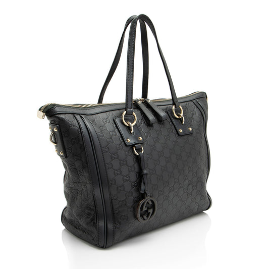 Gucci Guccissima Leather Charm Medium Tote (SHF-pSuRcq)