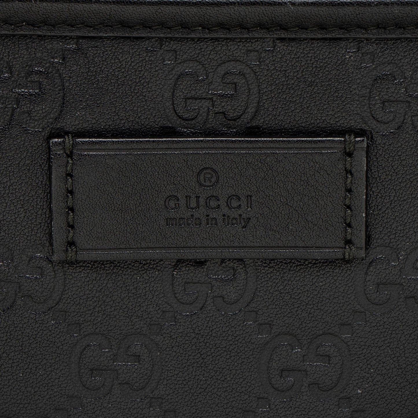 Gucci Guccissima Leather Classic Medium Zip Tote (SHF-CnrScb)