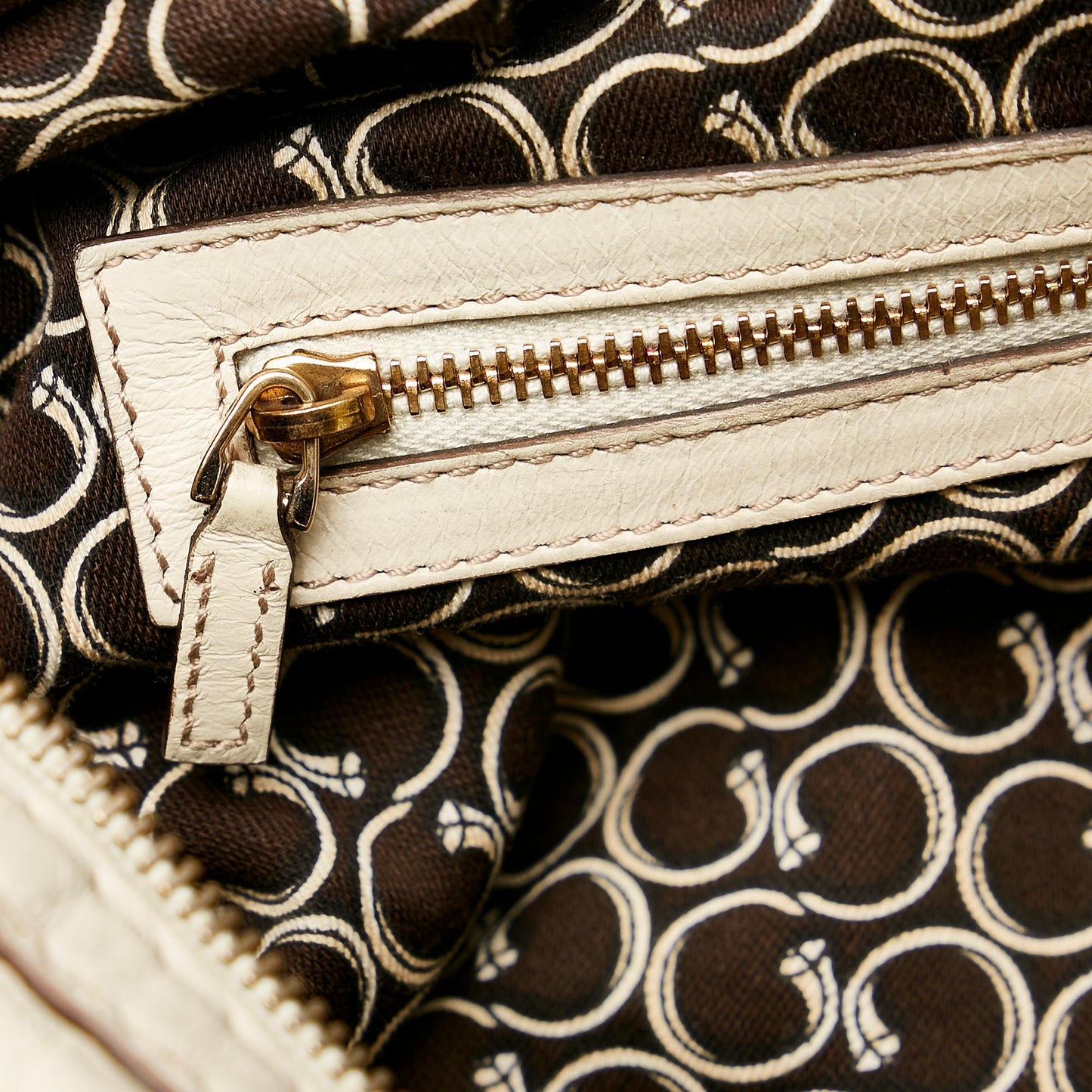 Gucci Horsebit Nail Leather Boston Bag (SHG-37213)