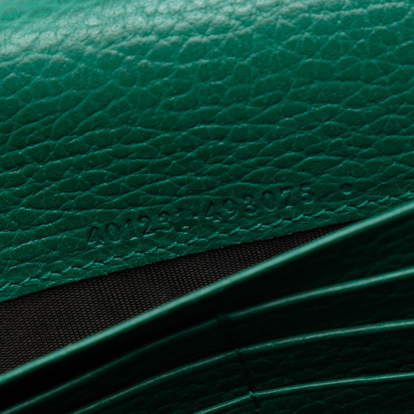 Gucci Leather Dionysus Wallet on Chain