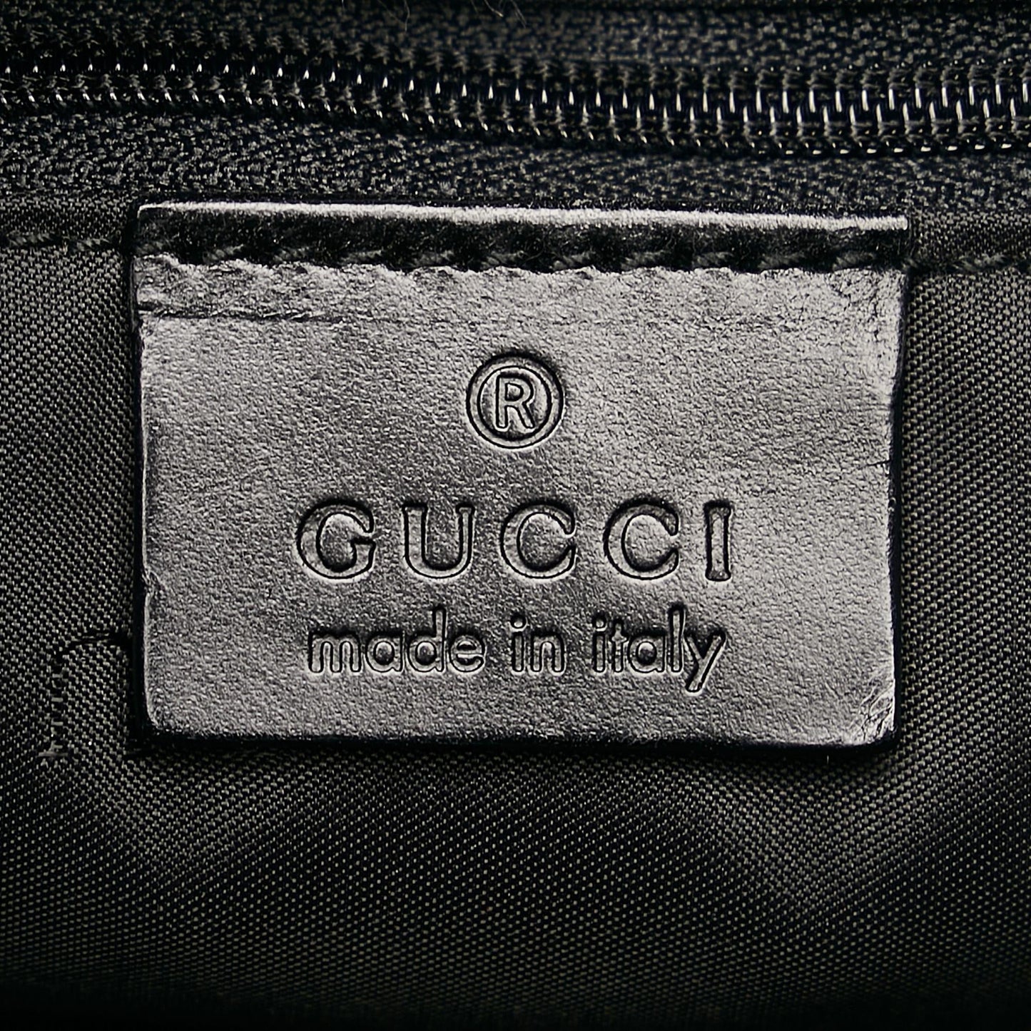 Gucci Leather Shoulder Bag (SHG-37774)