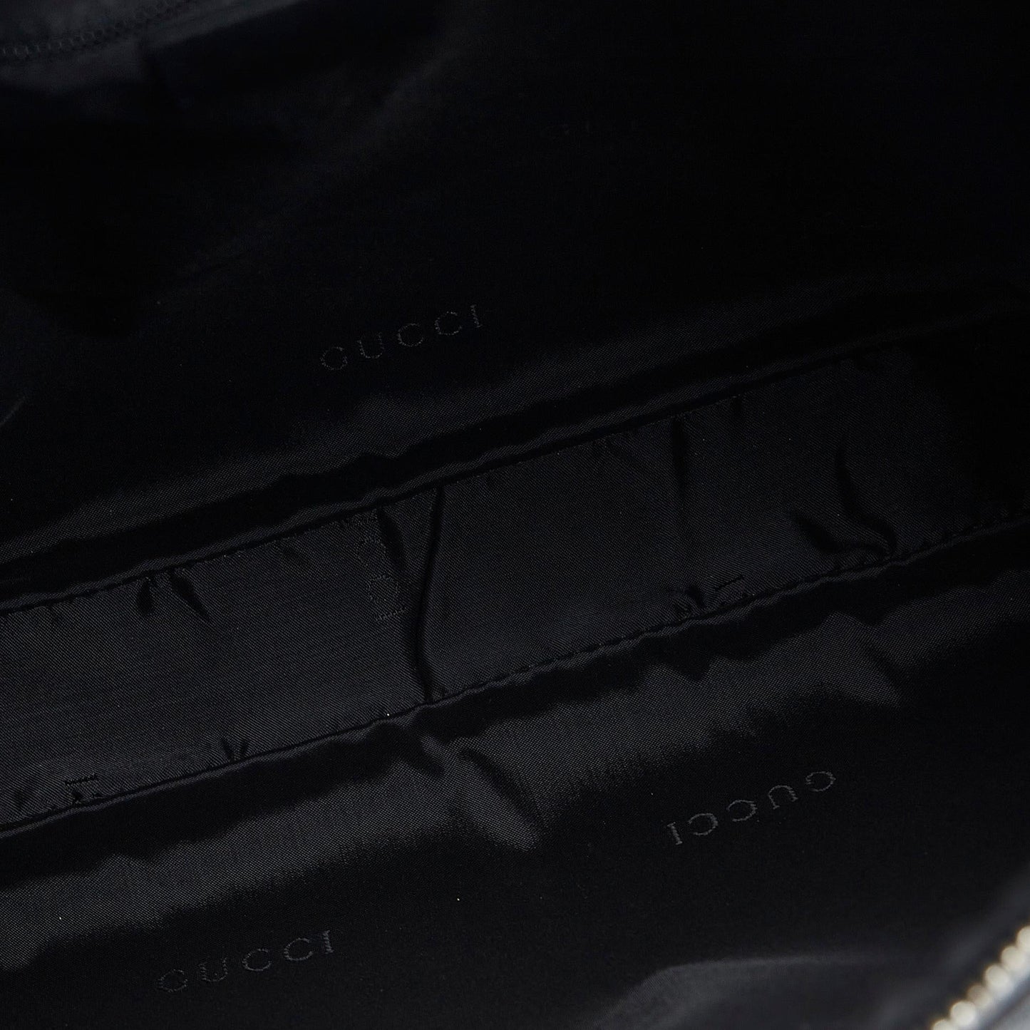 Gucci Leather Shoulder Bag (SHG-oraqyj)