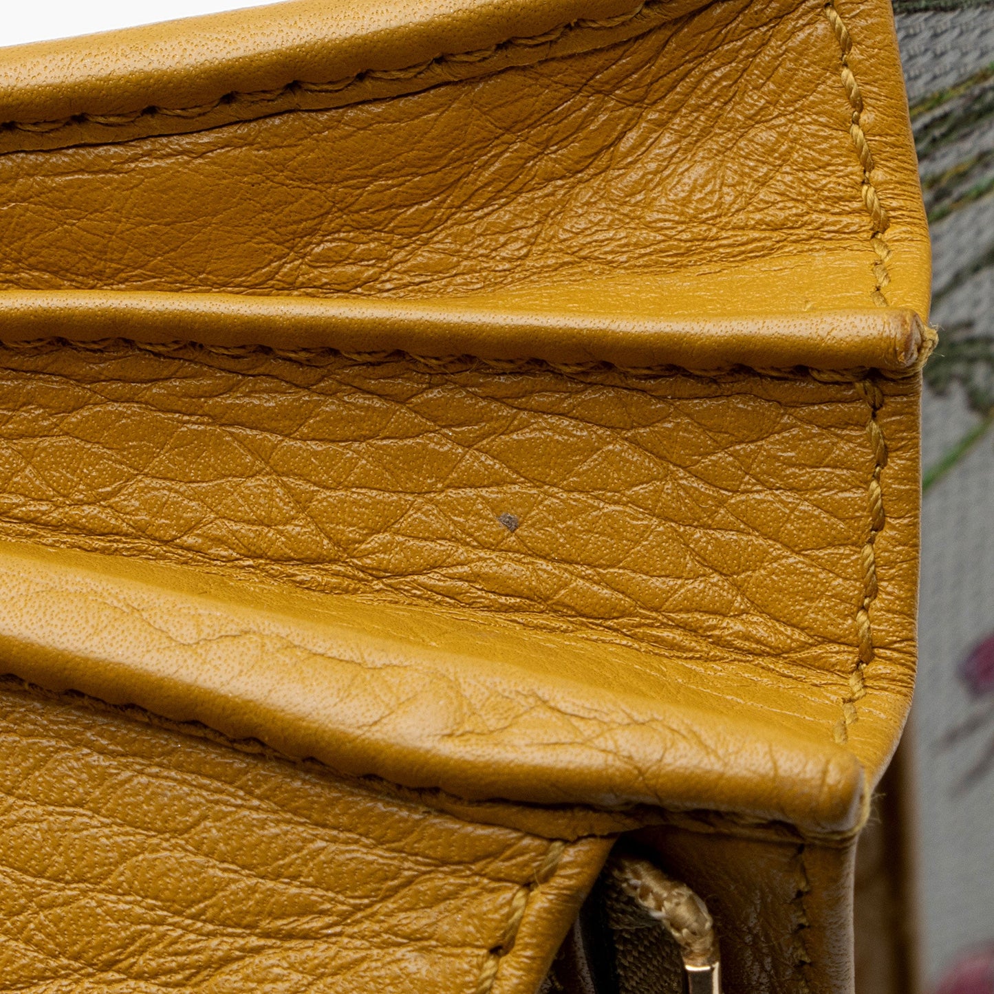 Gucci Leather Swing Continental Wallet (SHF-Pr0k3M)