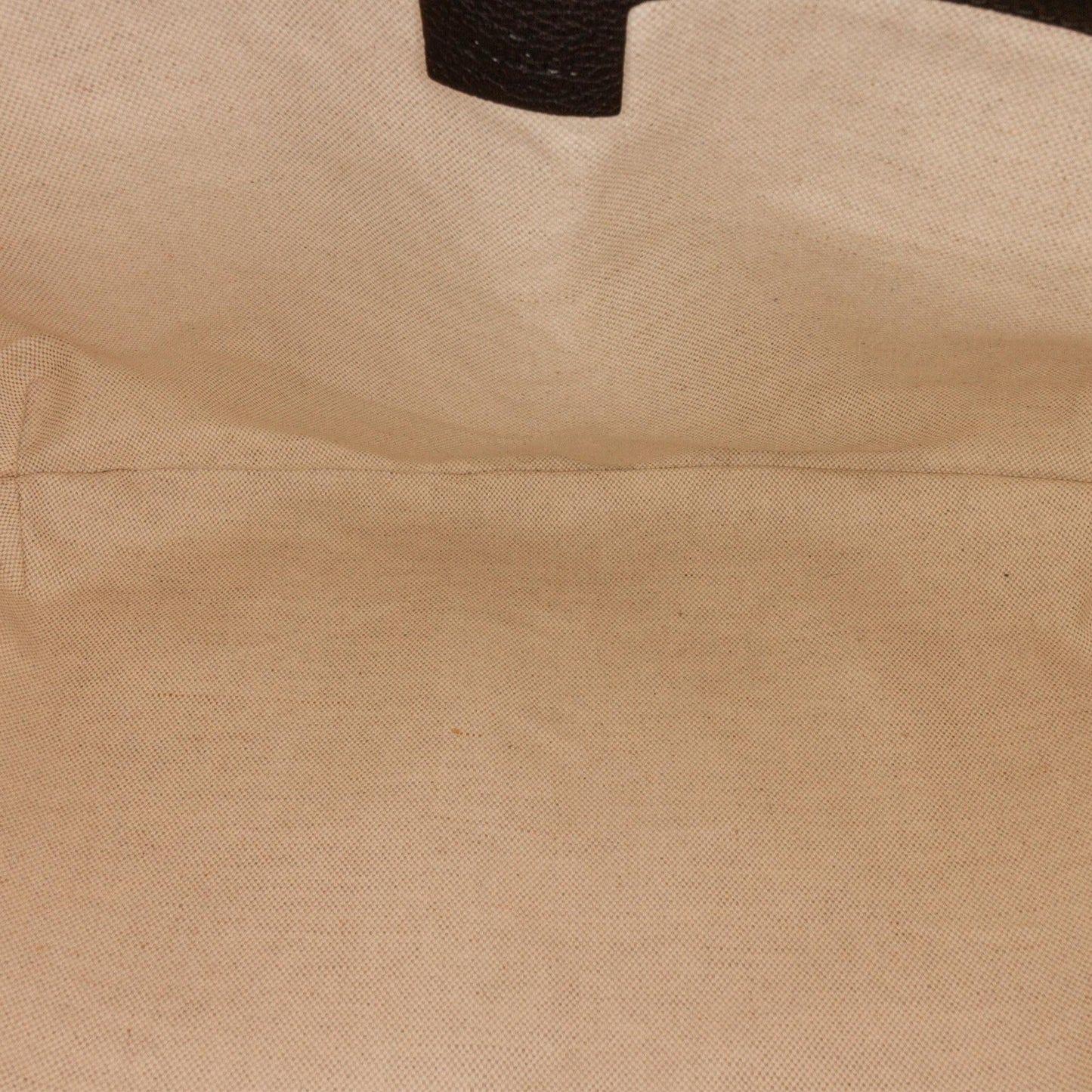 Gucci Logo Half Moon Hobo (SHG-yiN9Q7)