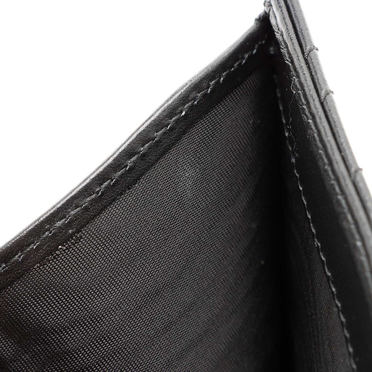 Gucci Matelasse Leather GG Marmont Compact Wallet