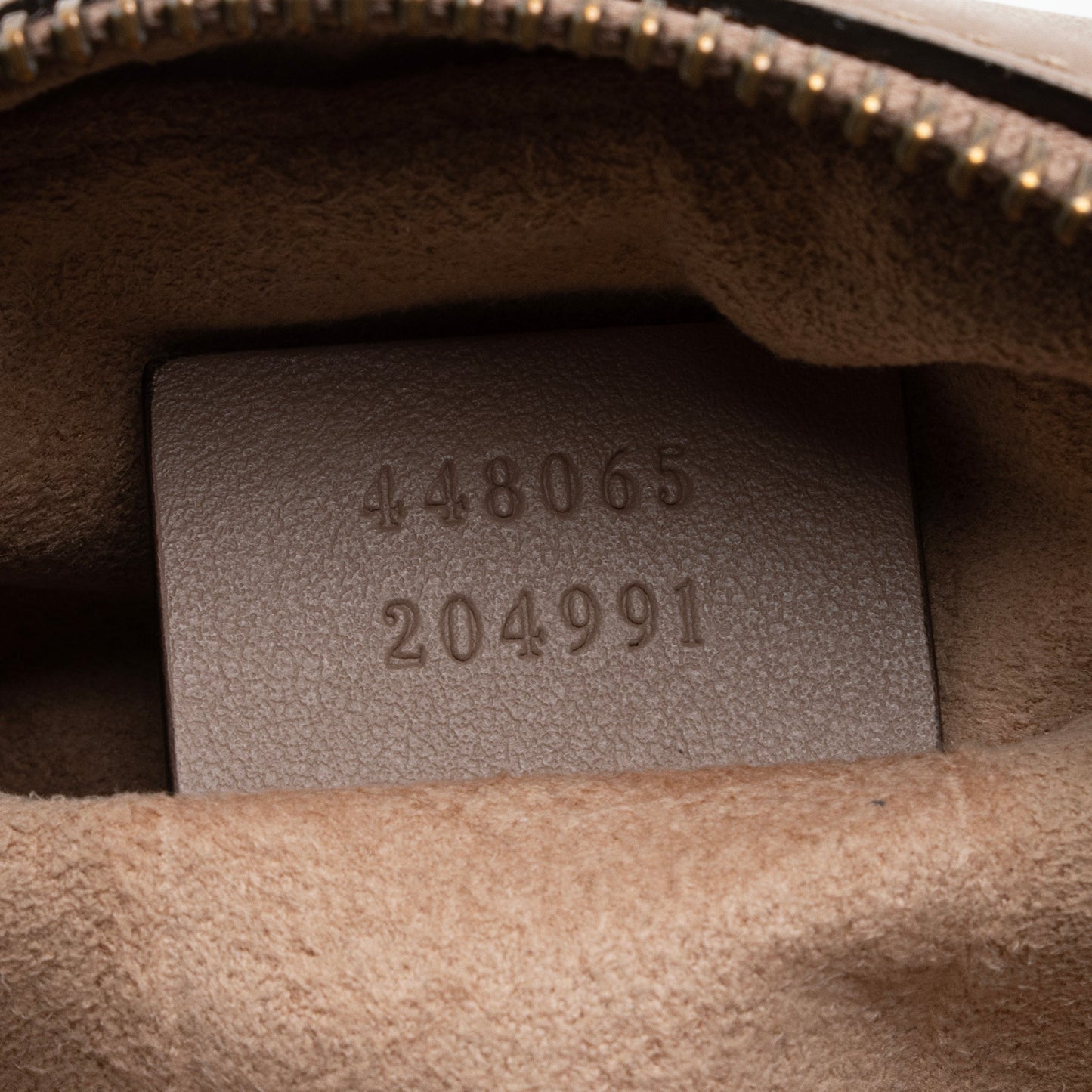Gucci Matelasse Leather GG Marmont Mini Bag (SHF-22400)