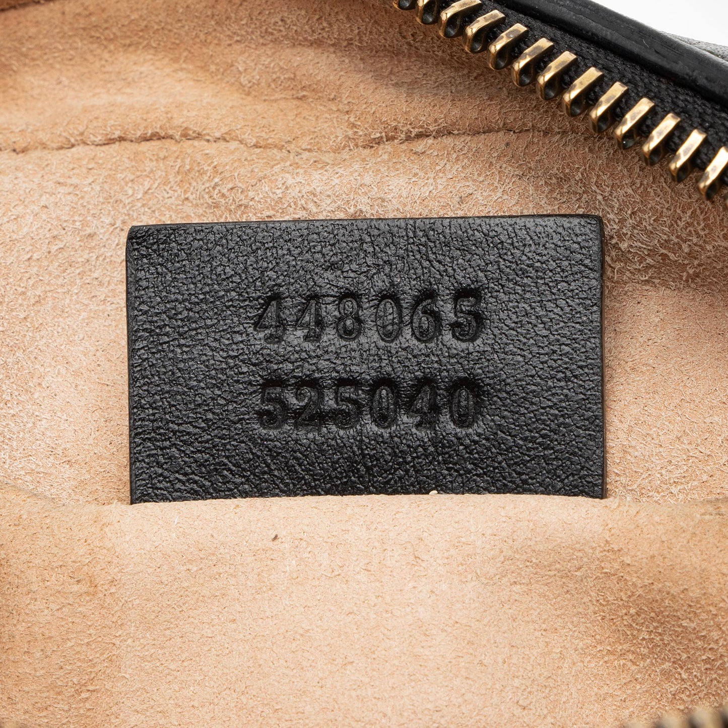 Gucci Matelasse Leather GG Marmont Mini Bag (SHF-jGNX76)