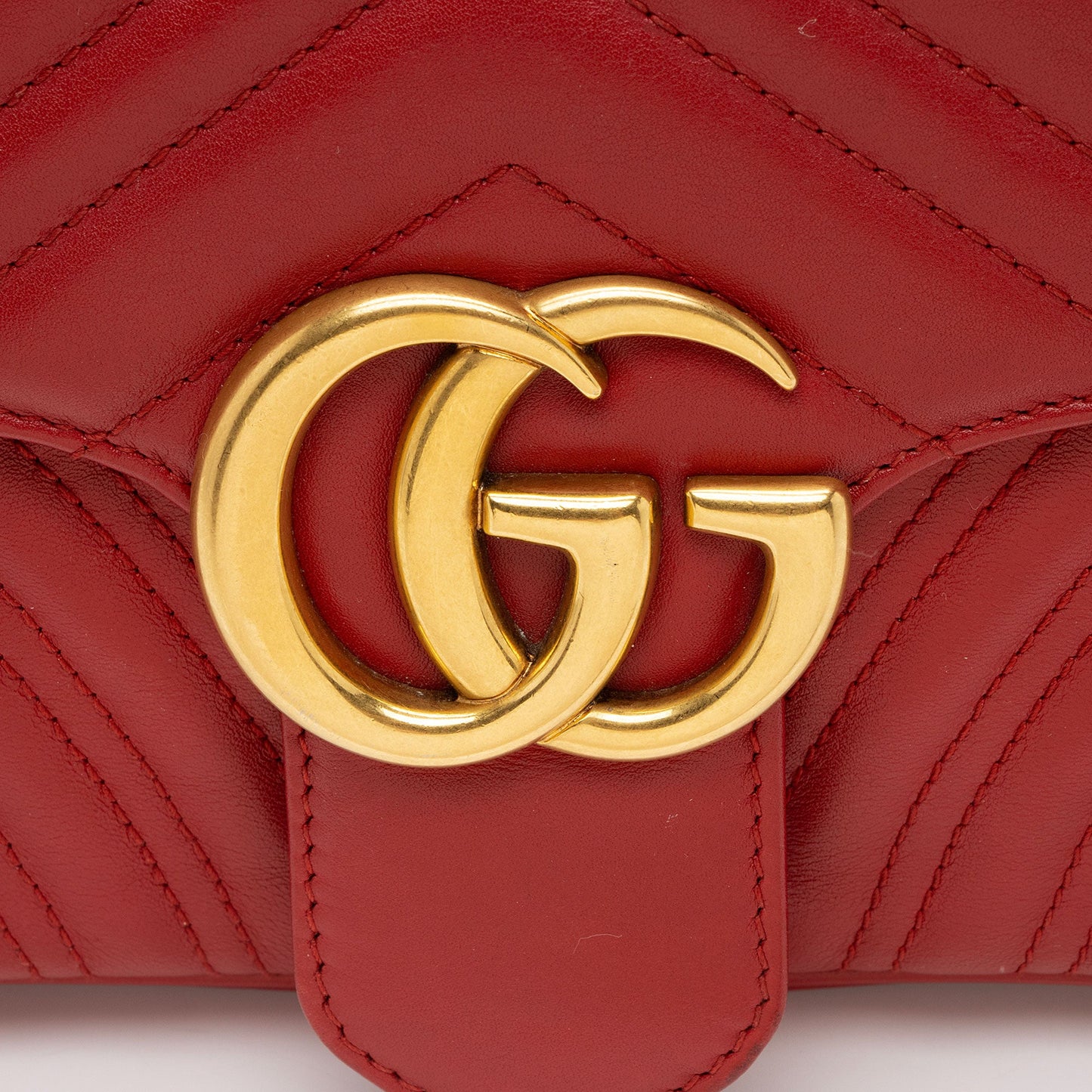 Gucci Matelasse Leather GG Marmont Medium Flap Bag