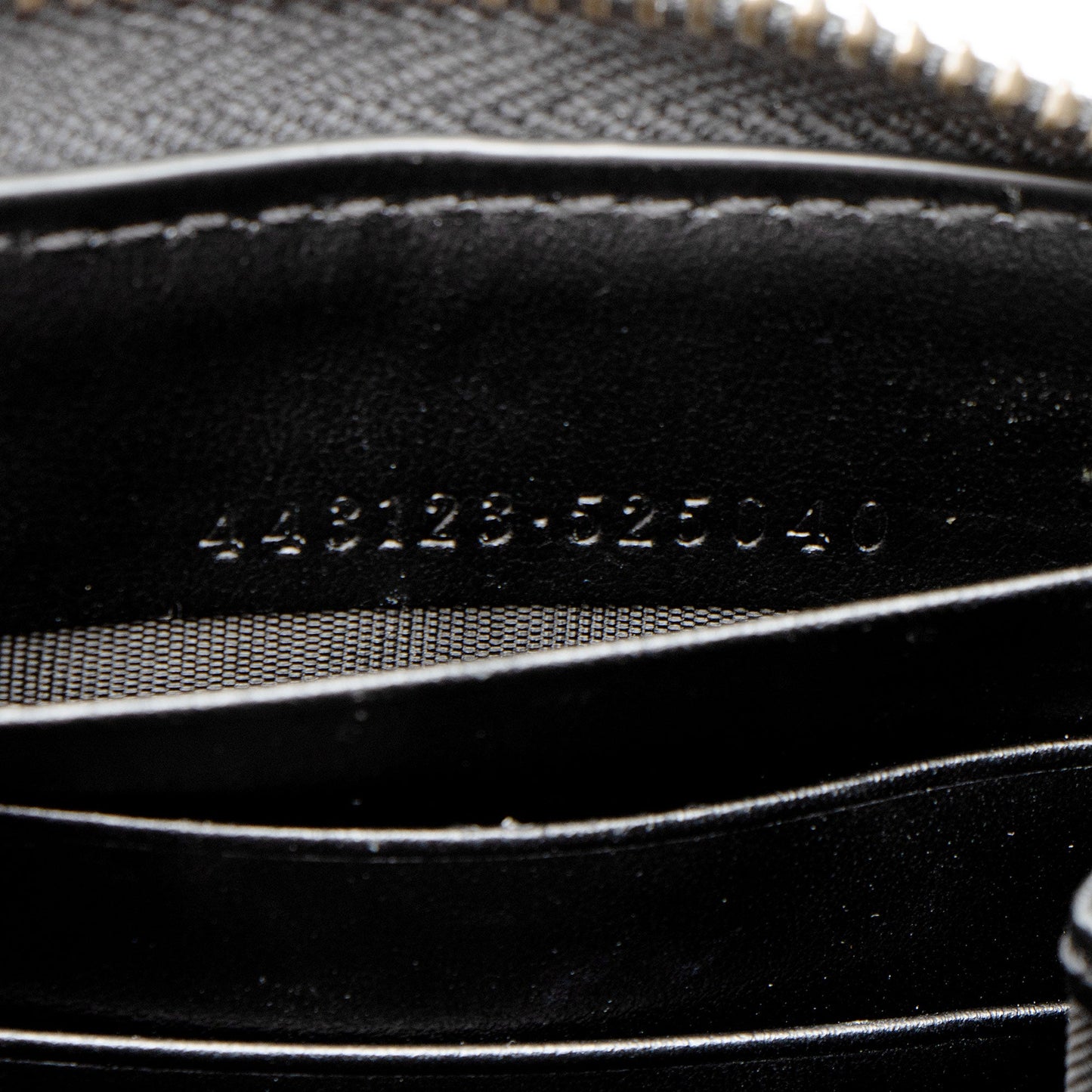 Gucci Matelasse Leather GG Marmont Zip Wallet