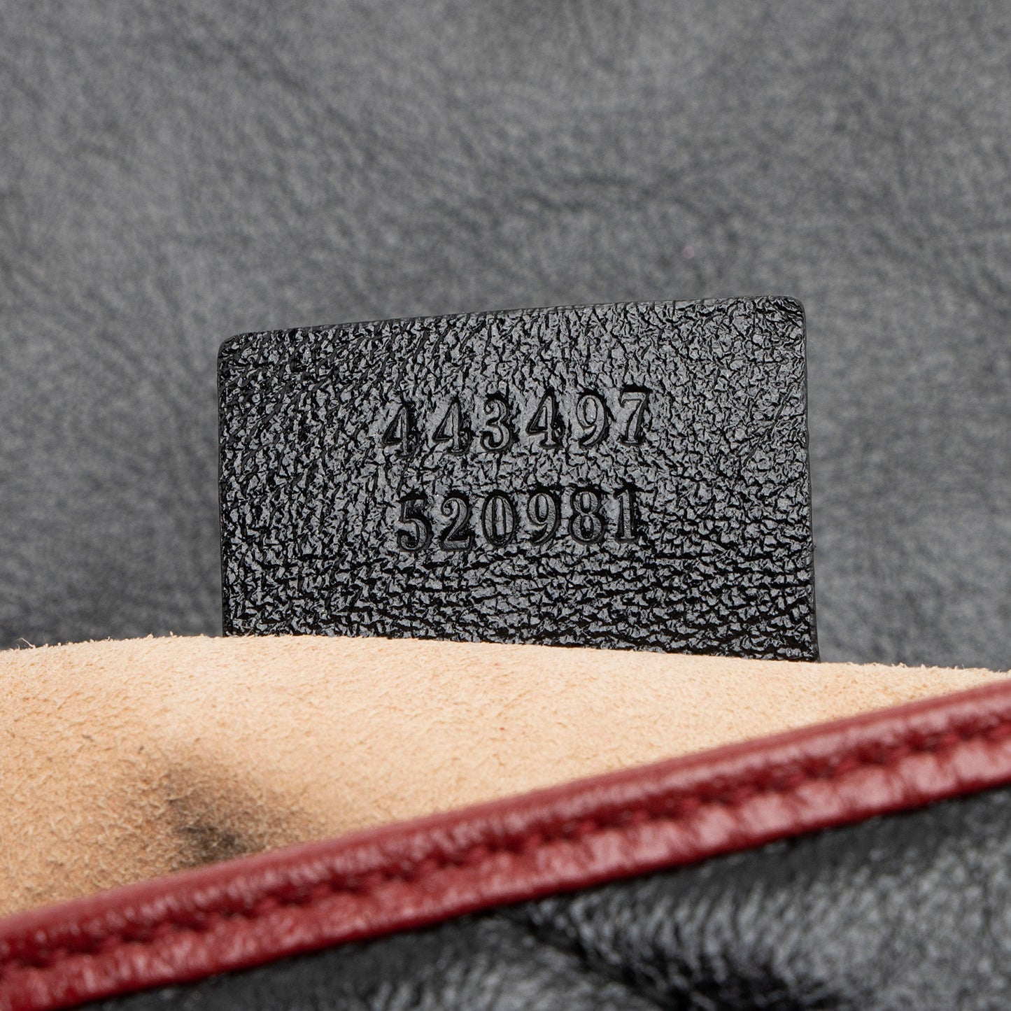 Gucci Matelasse Leather Torchon GG Marmont Small Flap Bag (SHF-fNtxDP)