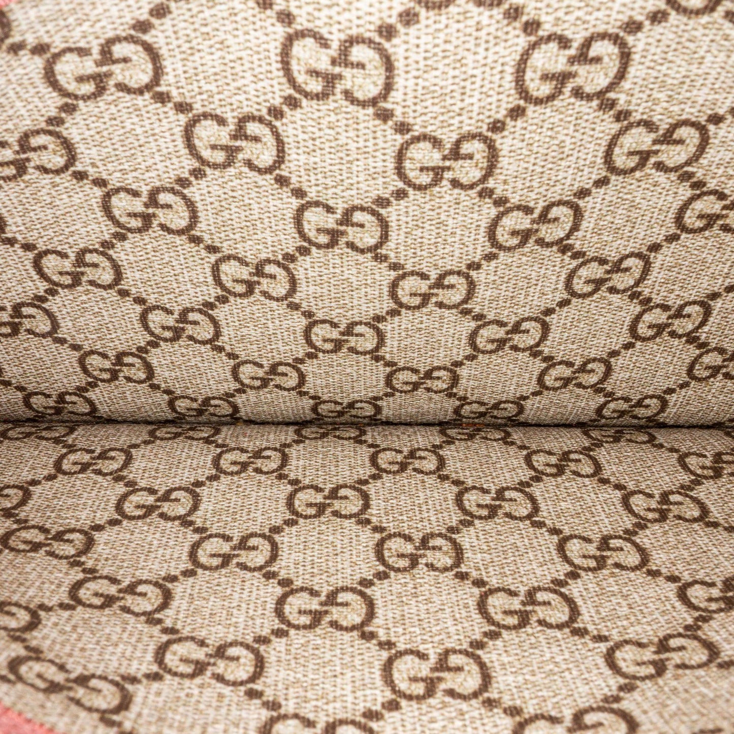 Gucci Medium GG Supreme Blooms Dionysus (SHG-g03XFv)