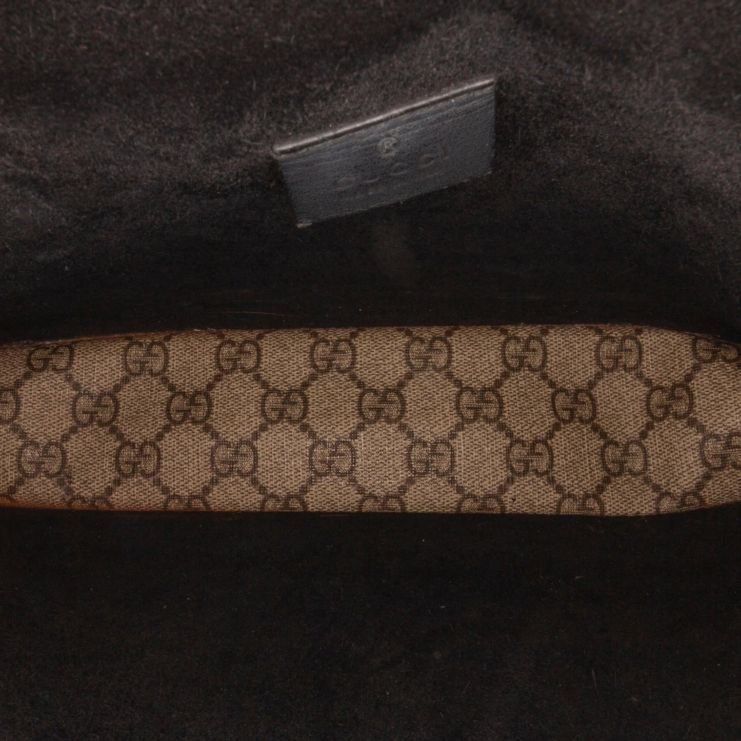 Gucci Medium GG Supreme Dionysus Shoulder Bag (SHG-NJpfES)