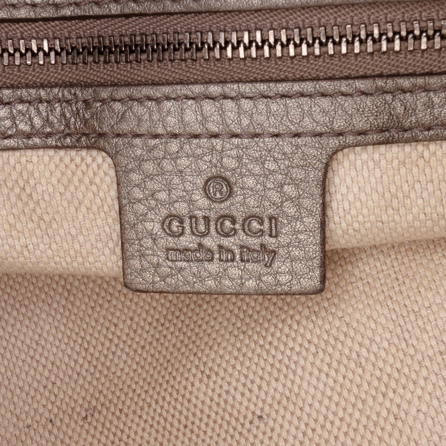 Gucci Medium Leather Soho Chain Tote