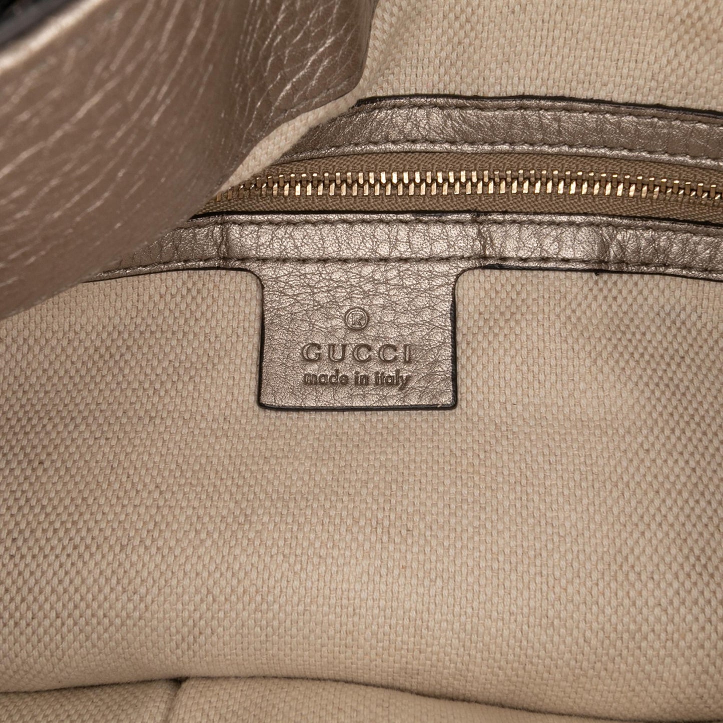 Gucci Medium Leather Soho Chain Tote